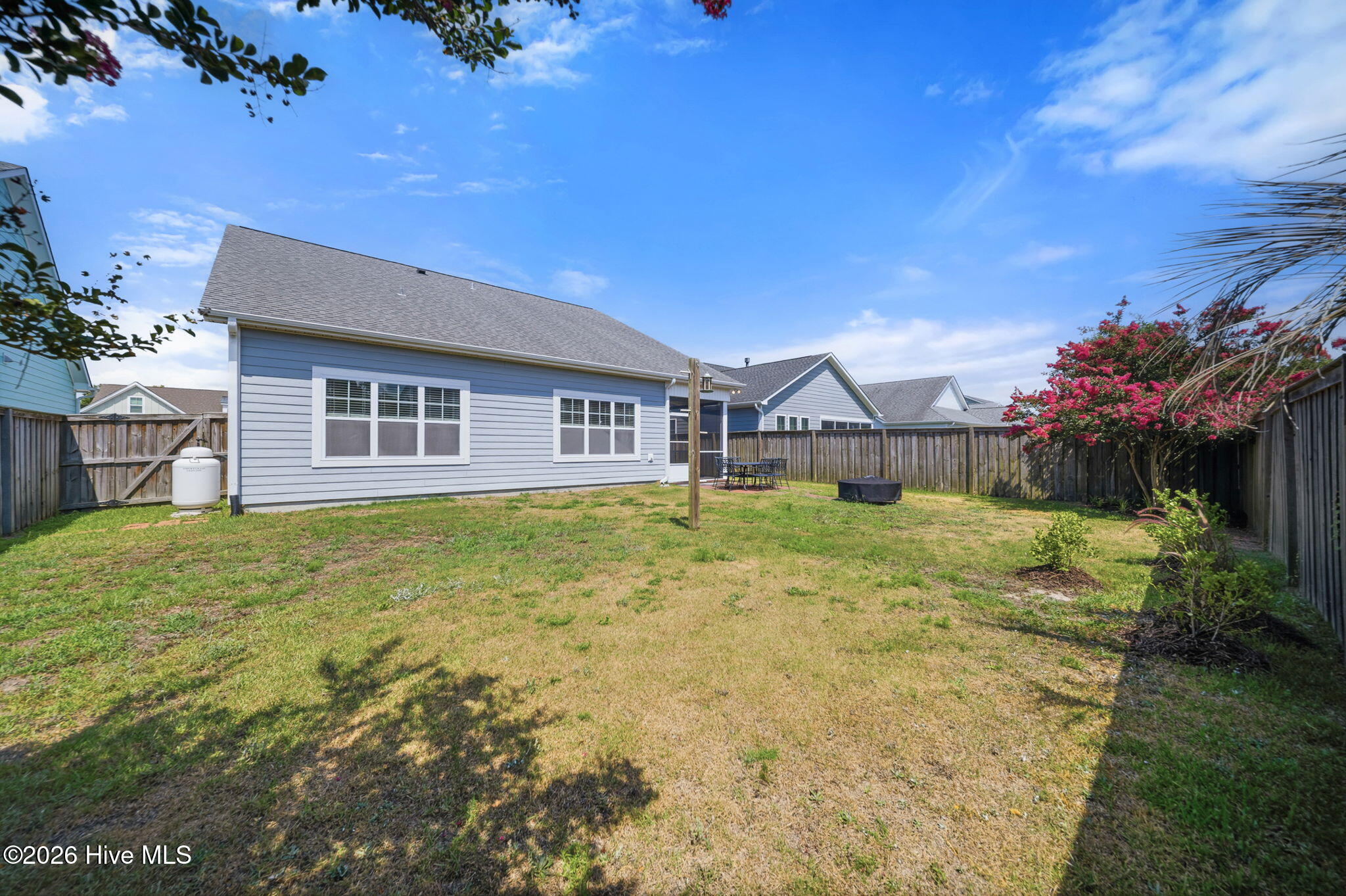 105 N Lamplighters Walk Property Photo 39