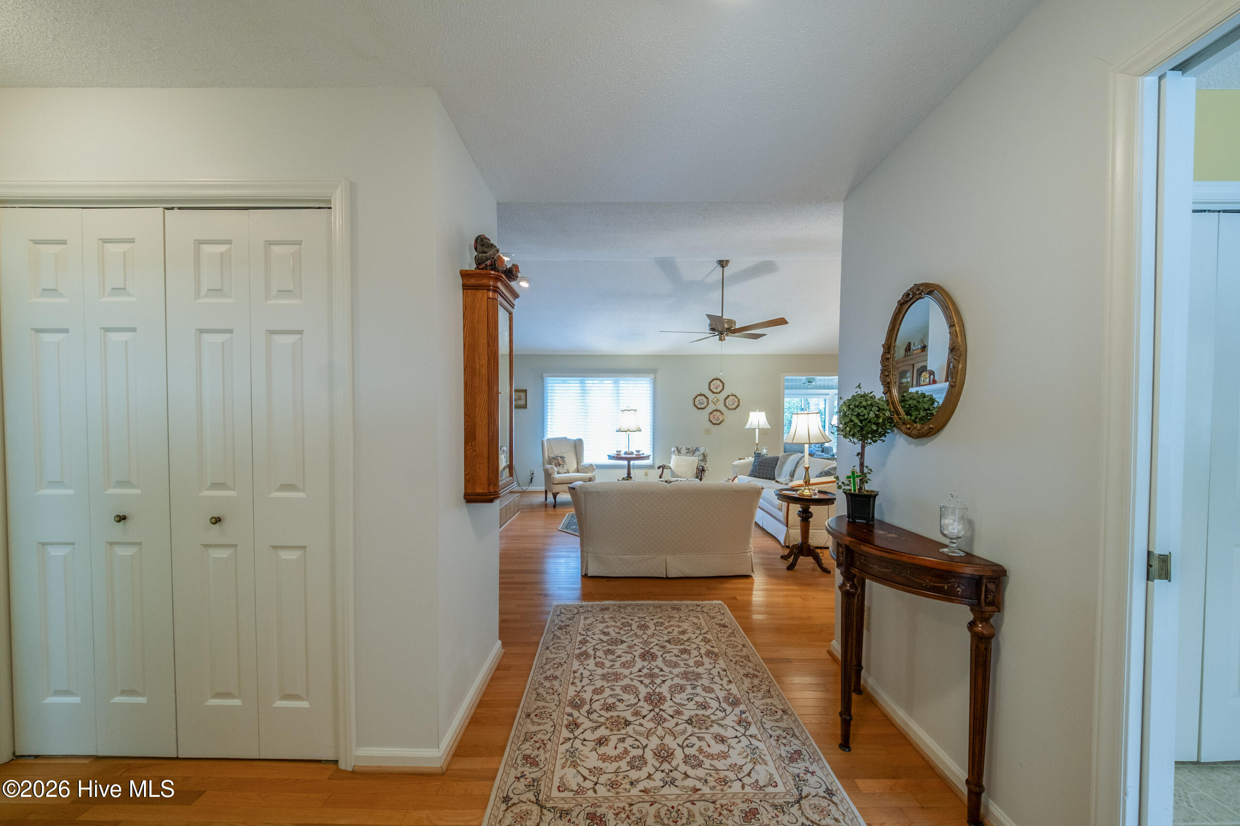 185 Pinyon Circle Property Photo 5
