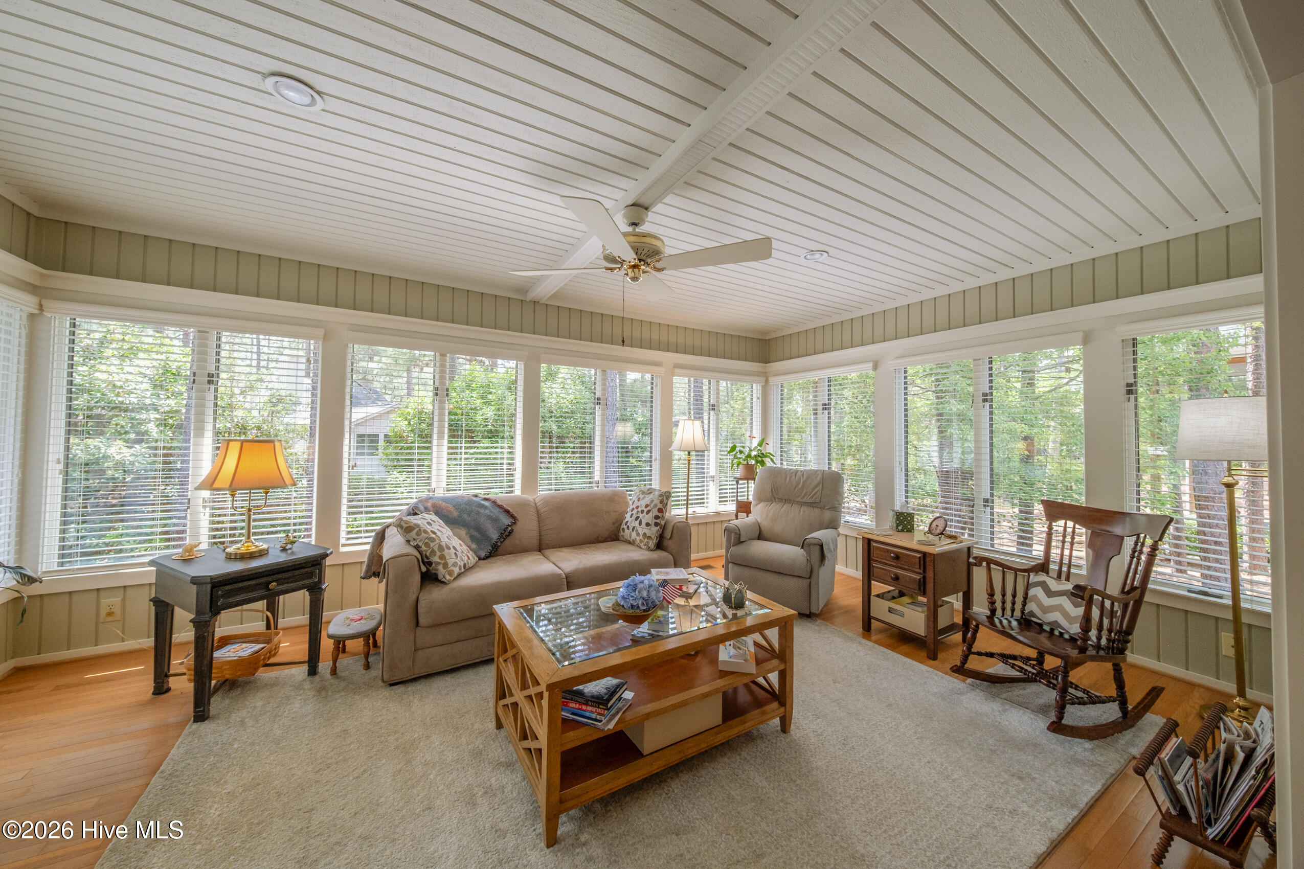 185 Pinyon Circle Property Photo 14