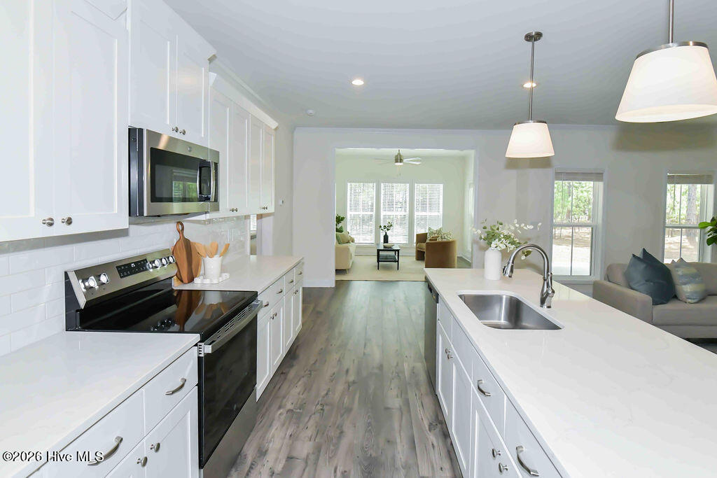 120 Edgewater Drive Property Photo 12