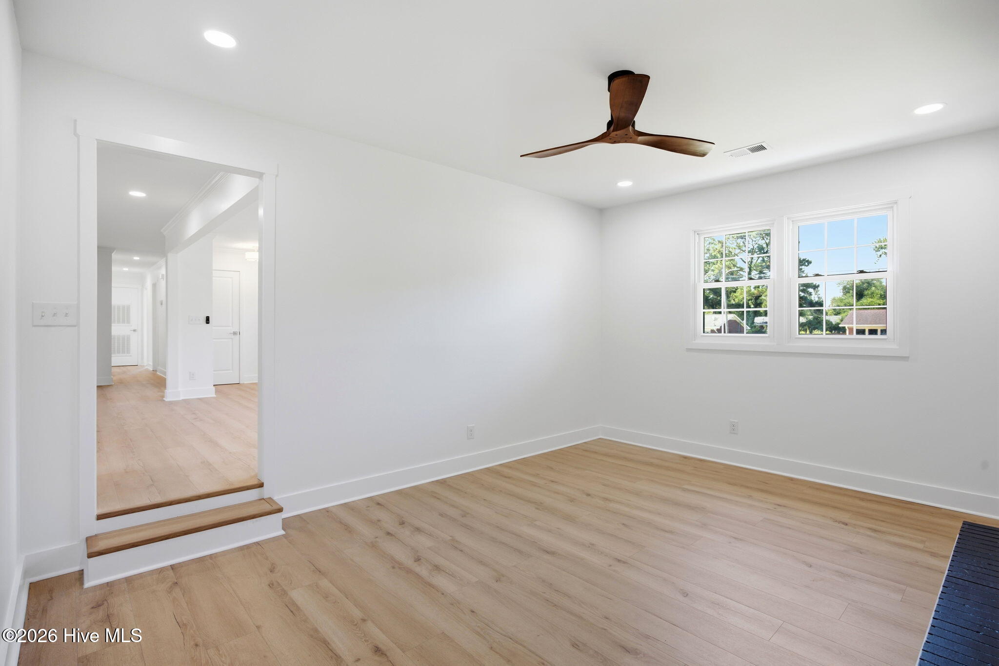 127 Deerwood Drive Property Photo 16