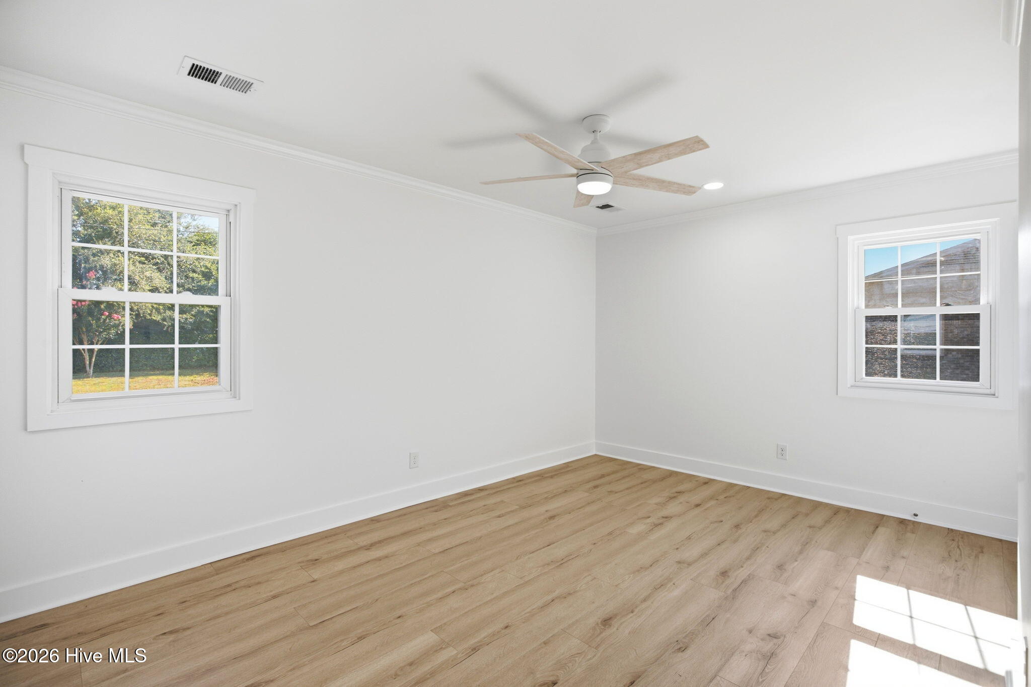 127 Deerwood Drive Property Photo 18