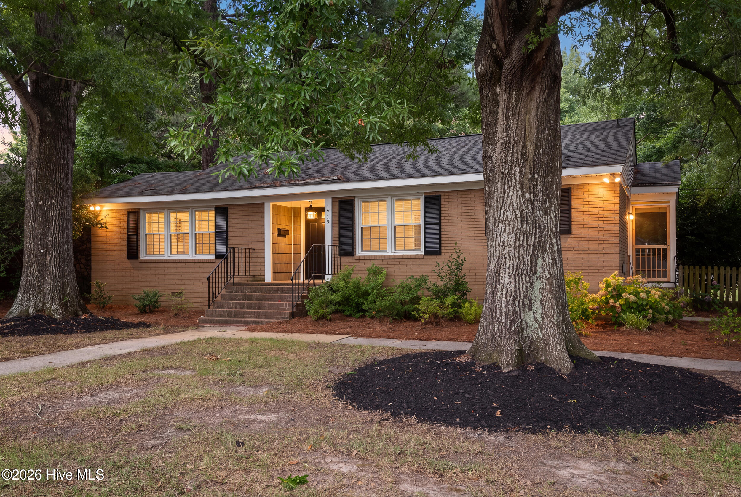 1719 Beaumont Drive Property Photo 1