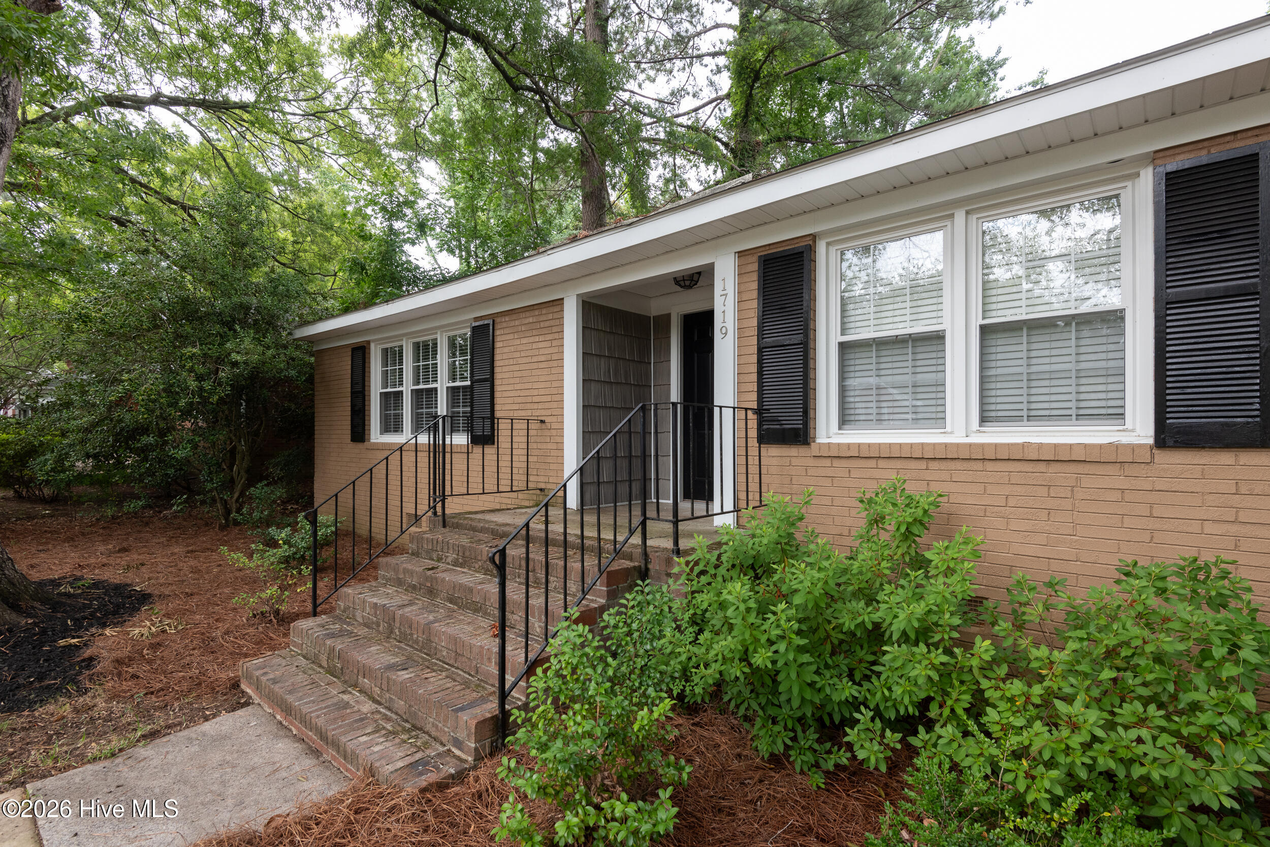 1719 Beaumont Drive Property Photo 43