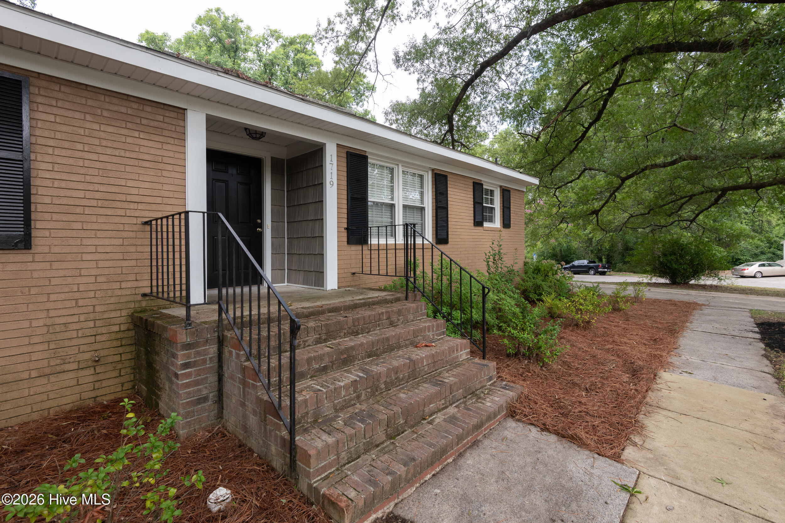 1719 Beaumont Drive Property Photo 44