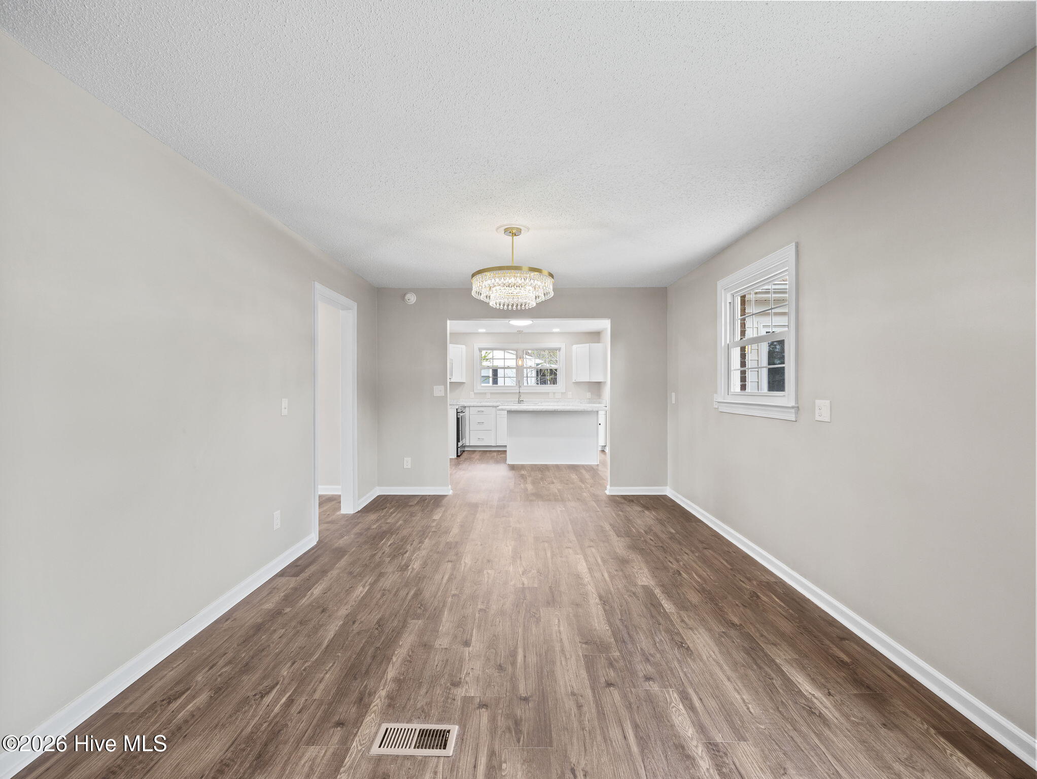 404 Maplehurst Drive Property Photo 8