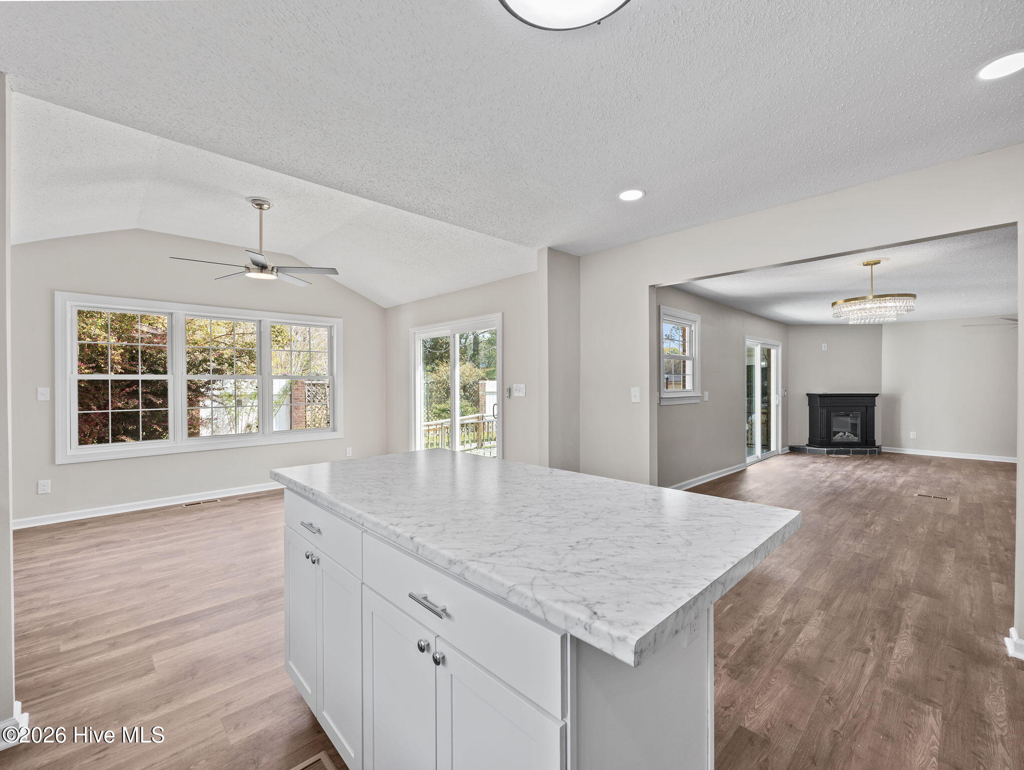 404 Maplehurst Drive Property Photo 14