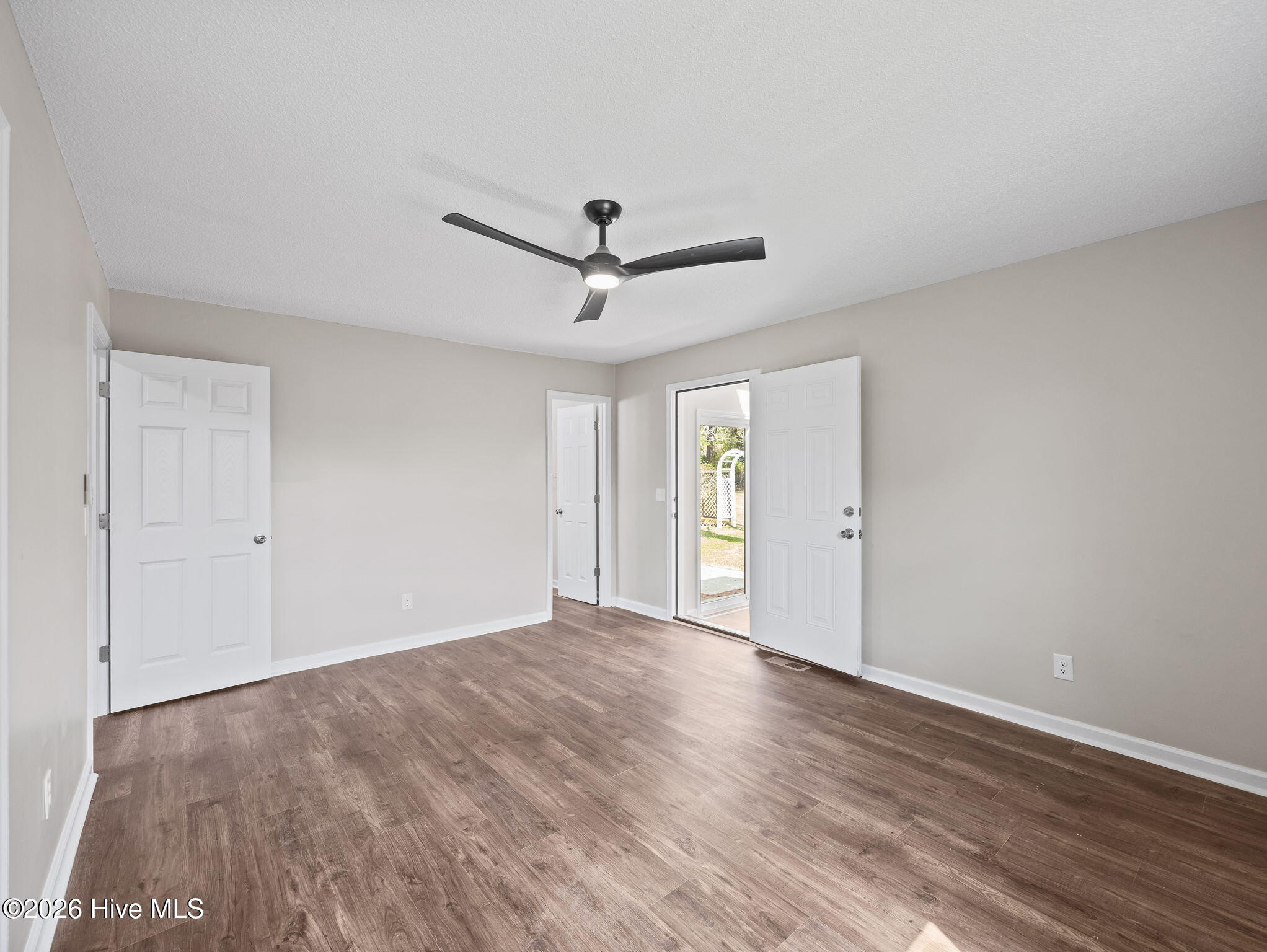 404 Maplehurst Drive Property Photo 35