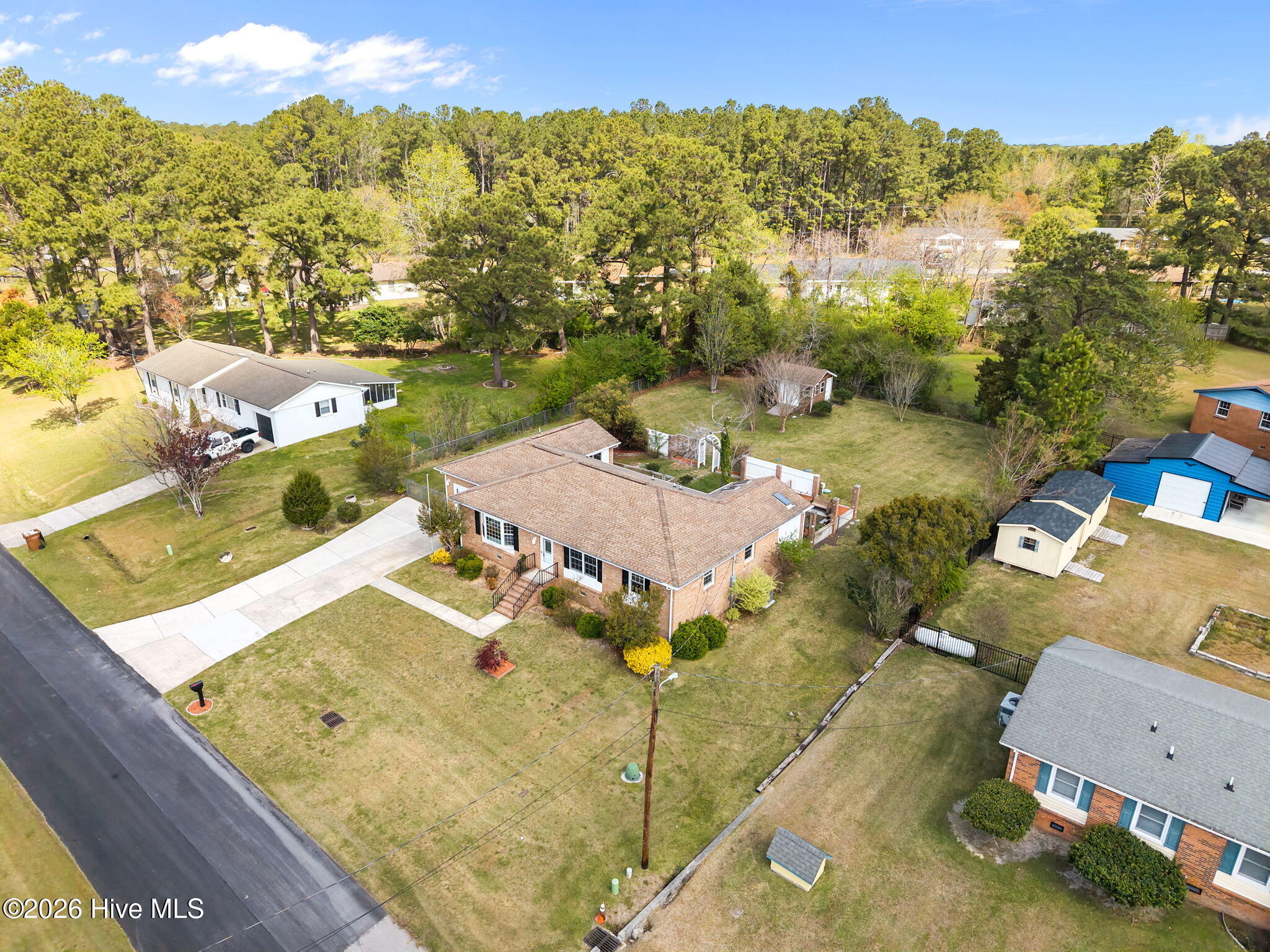 404 Maplehurst Drive Property Photo 39