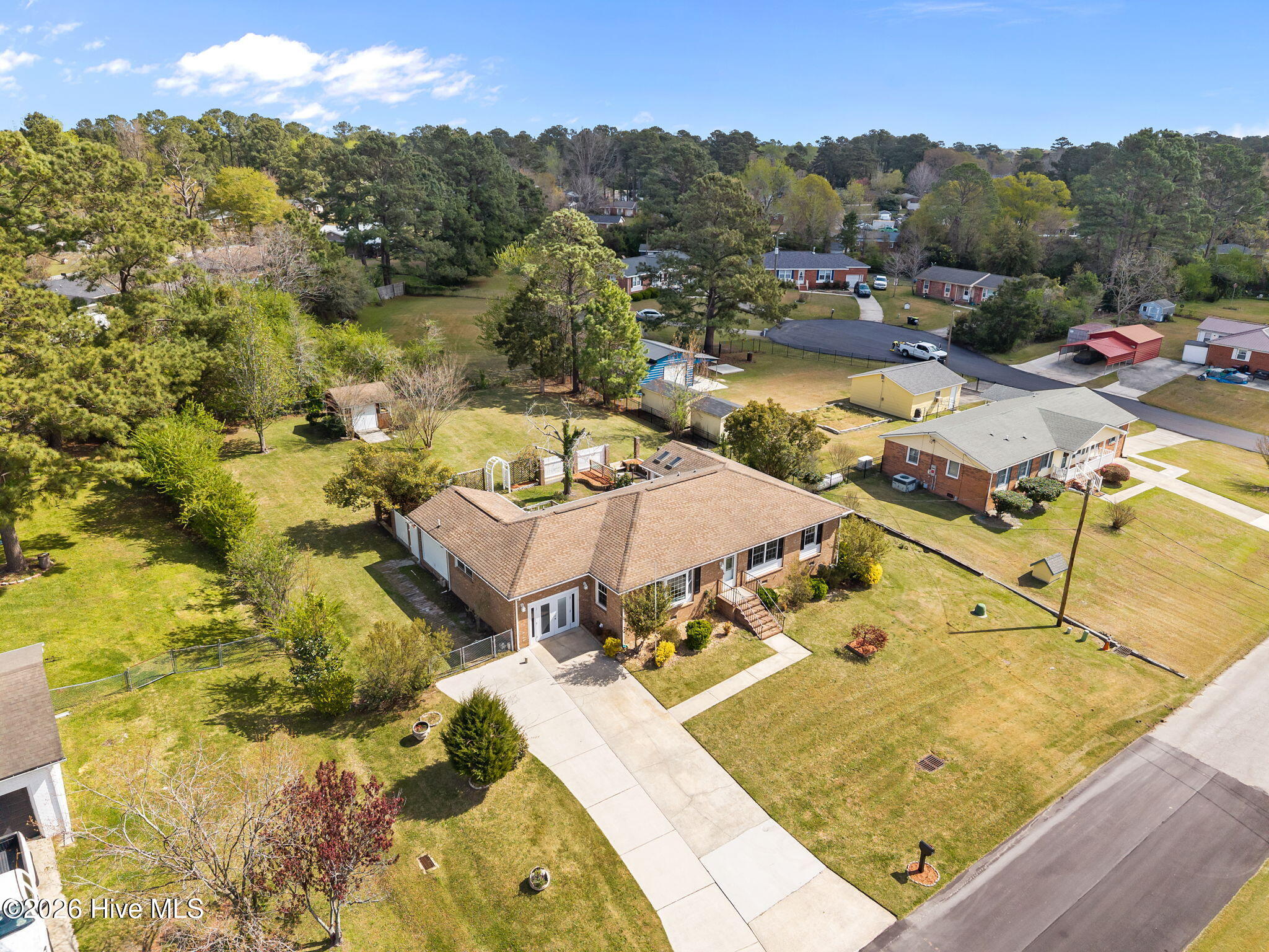 404 Maplehurst Drive Property Photo 40