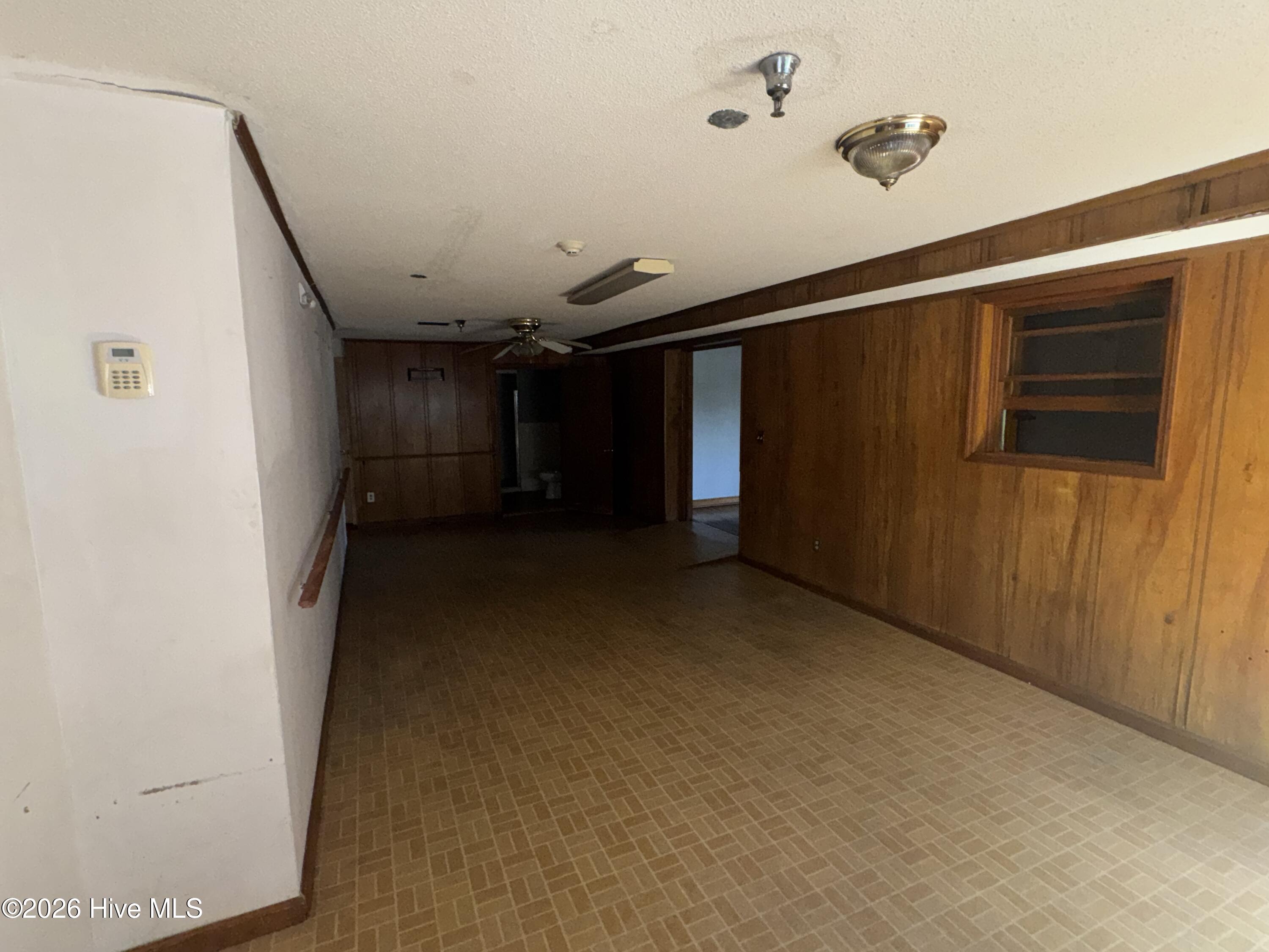 2815 Deans Bridge Road Property Photo 14