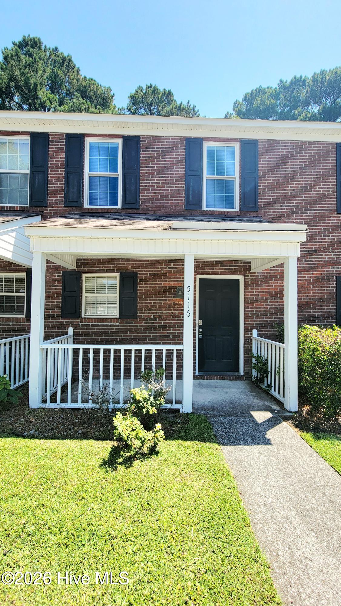 5116 Lamppost Circle Property Photo 1