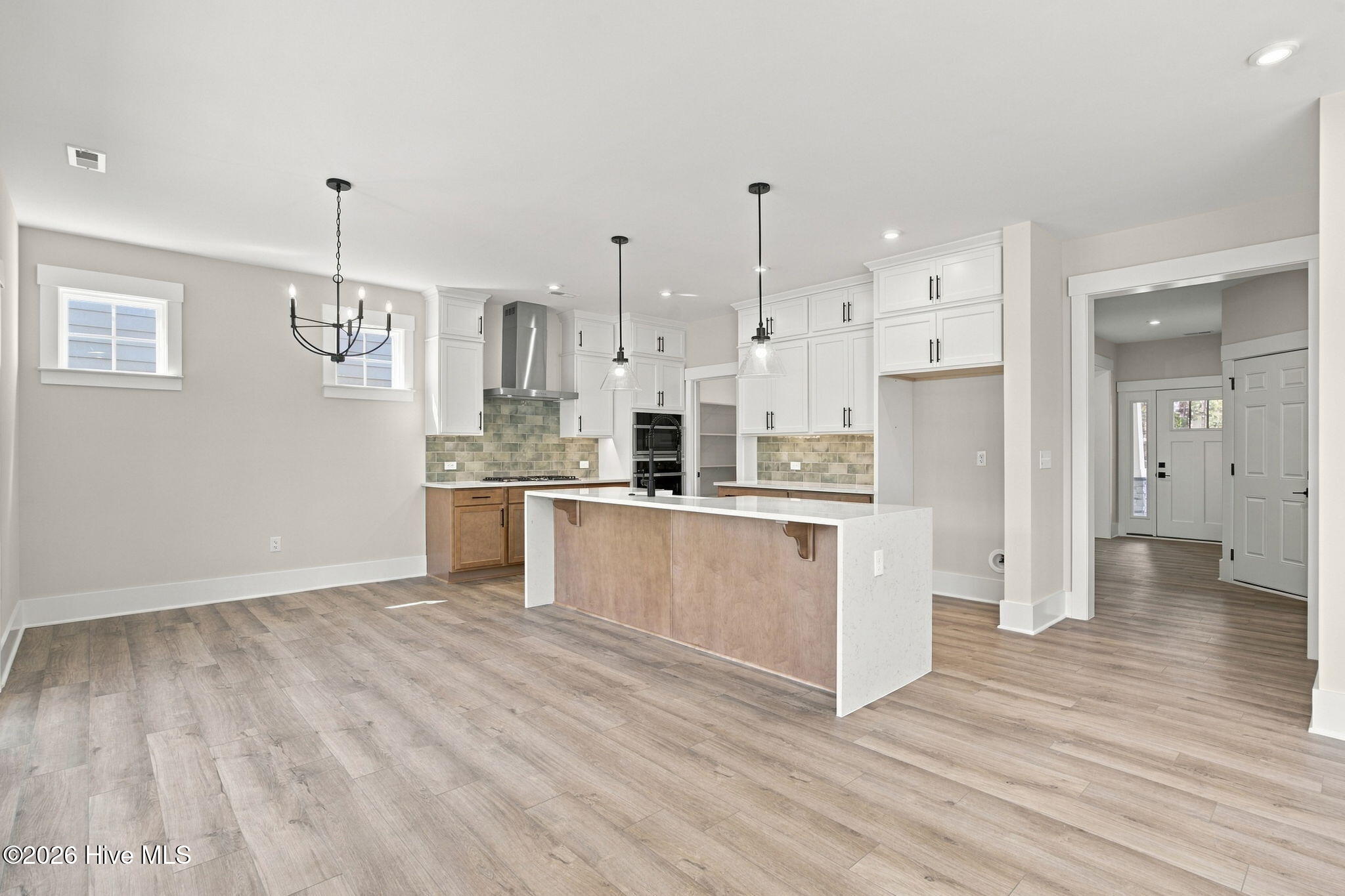 1016 Fawn Valley Way Property Photo 6