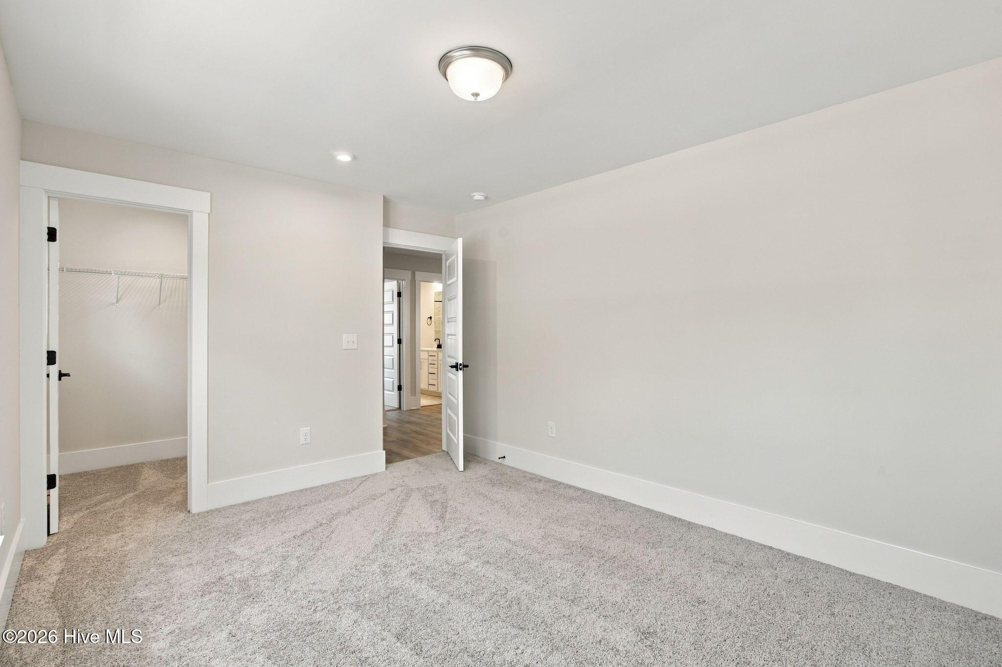 1016 Fawn Valley Way Property Photo 31