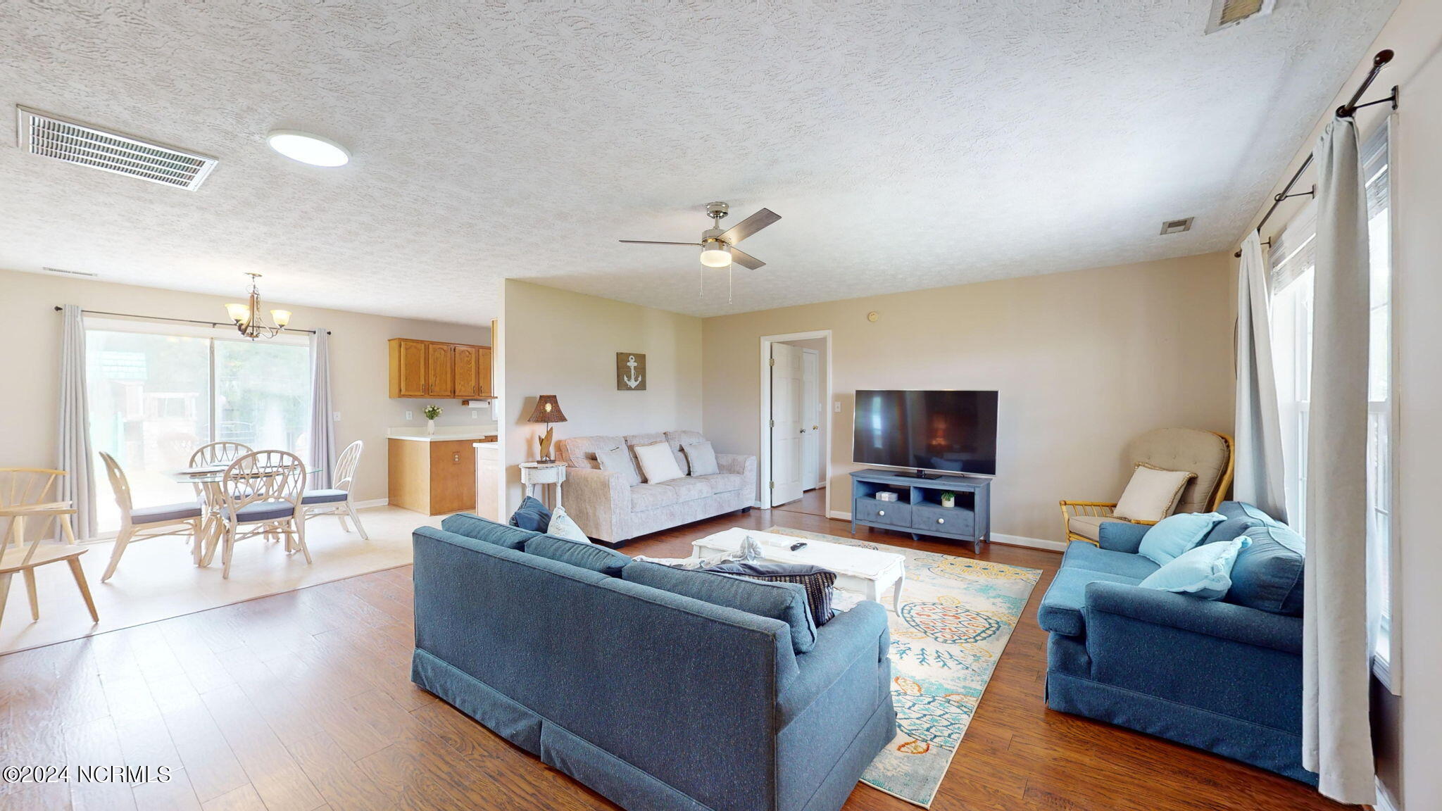 177 Avis Drive Property Photo 8
