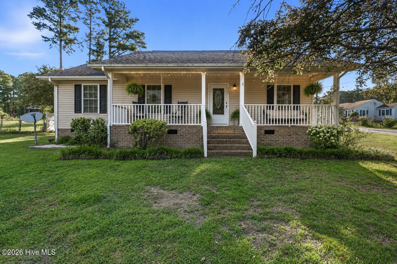 230 Colonial Drive Property Photo 1