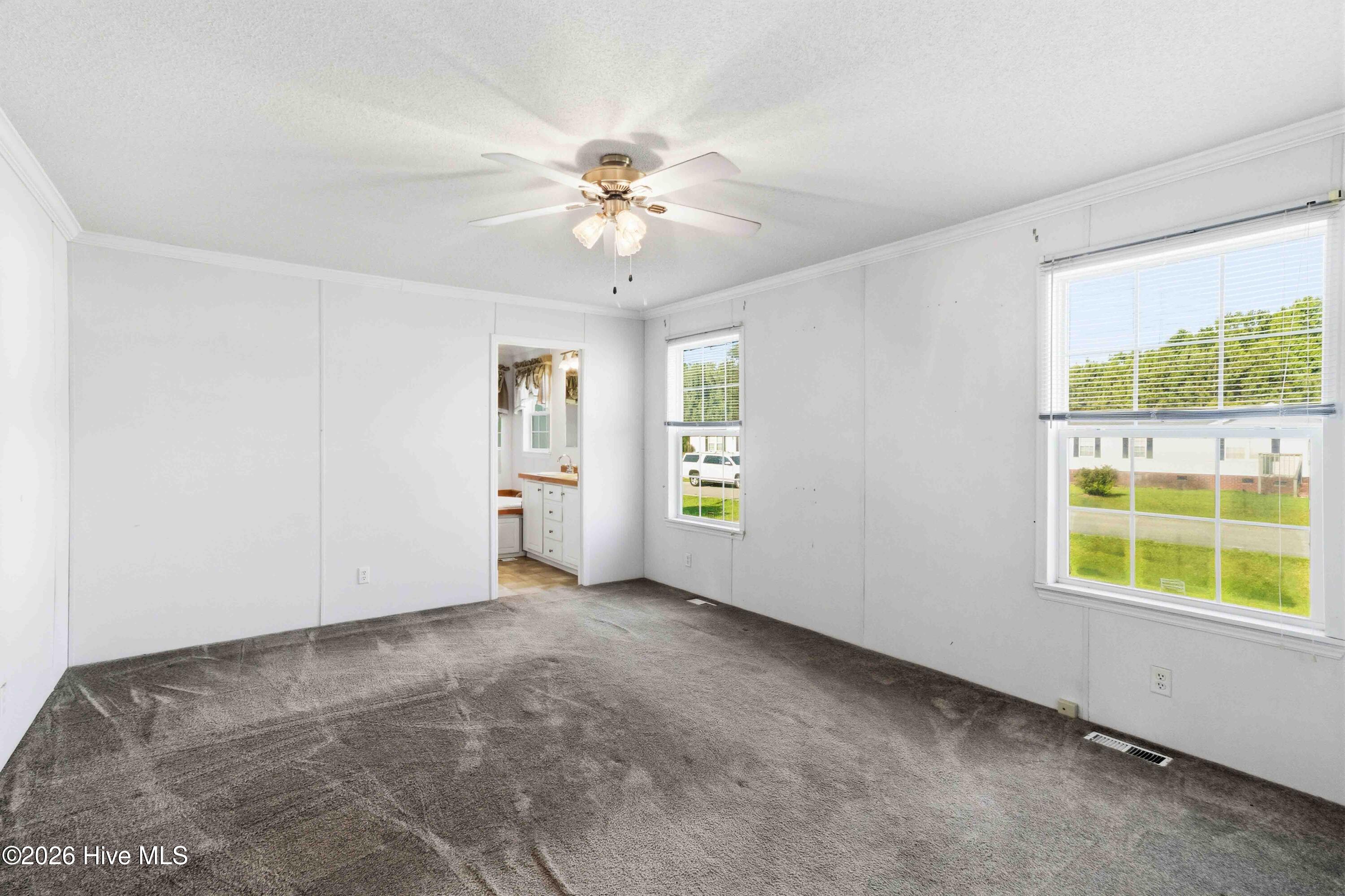 614 Autumn Winds Drive Property Photo 17