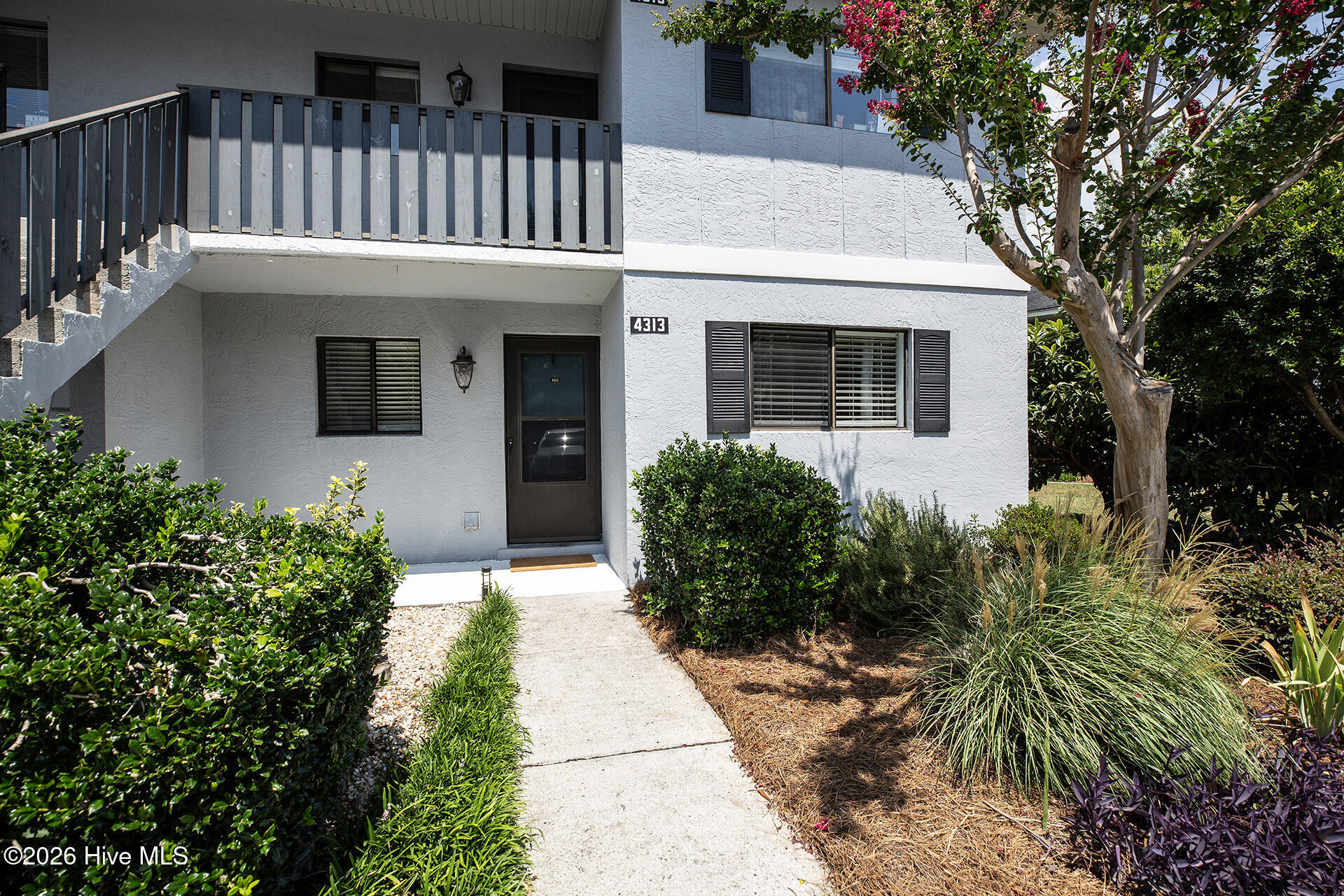 4313 Holly Tree Road Property Photo 1