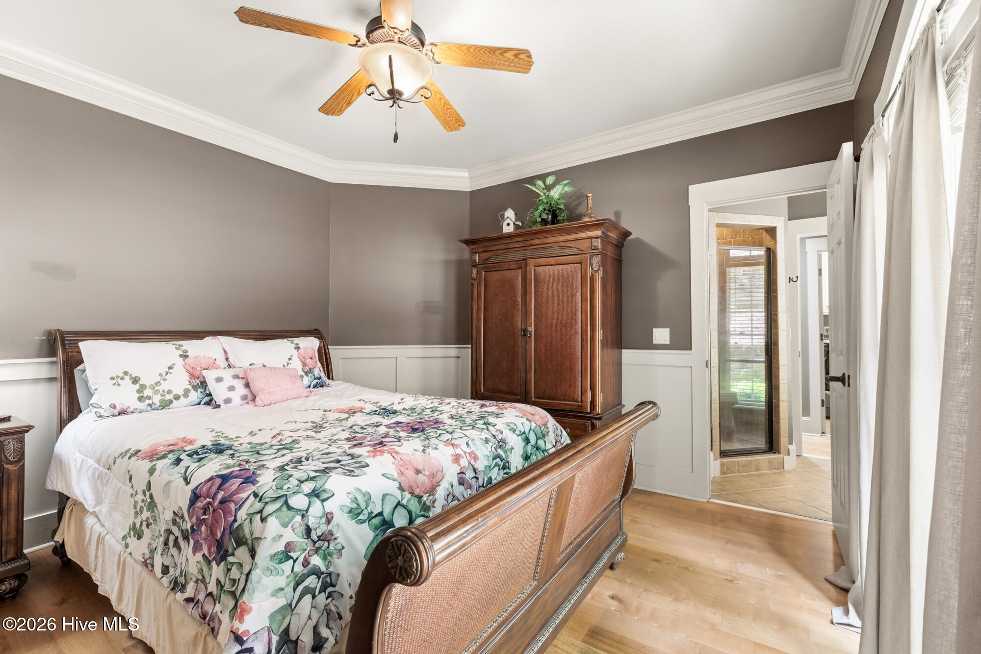 382 Lake Shore Drive Property Photo 16