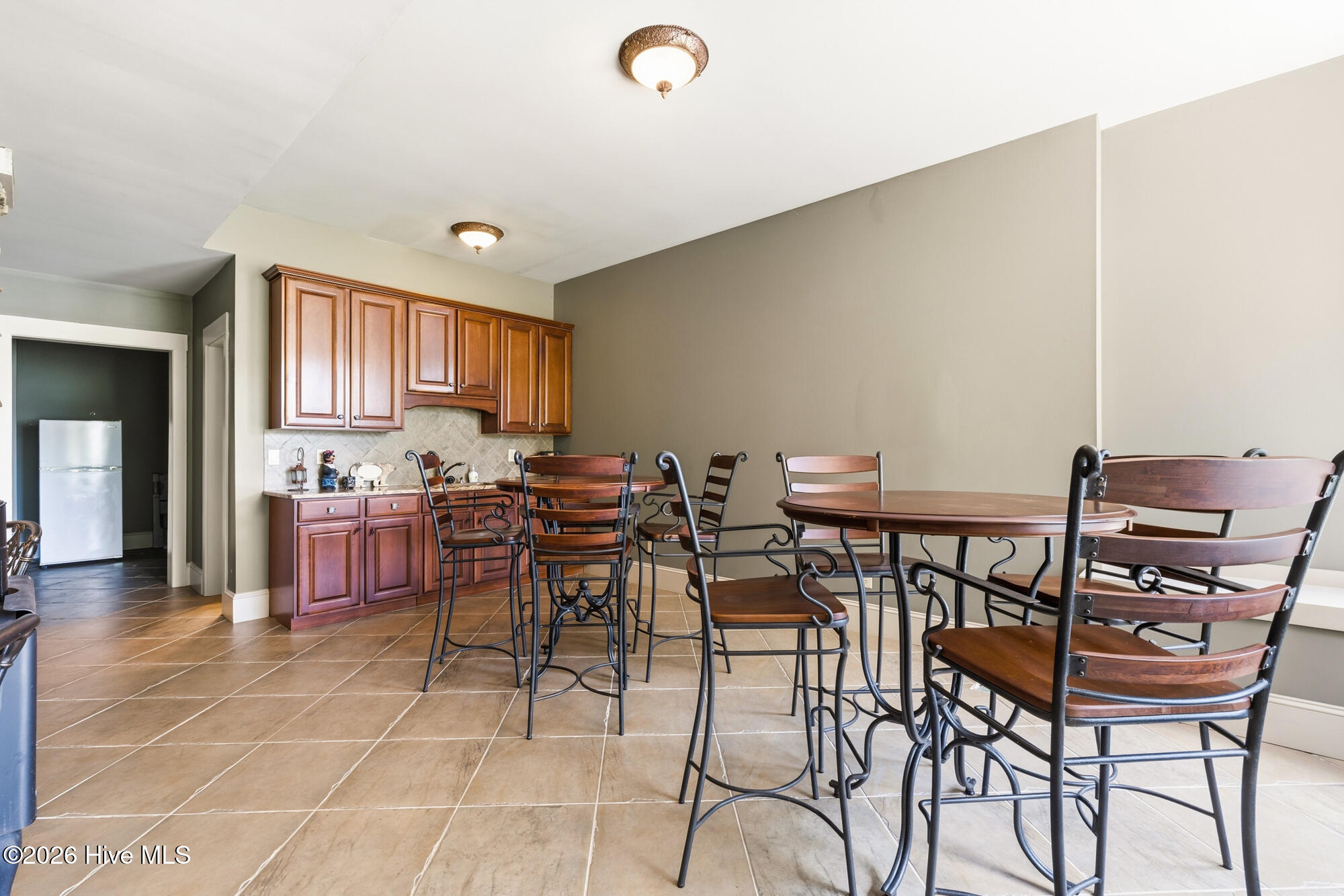 382 Lake Shore Drive Property Photo 37
