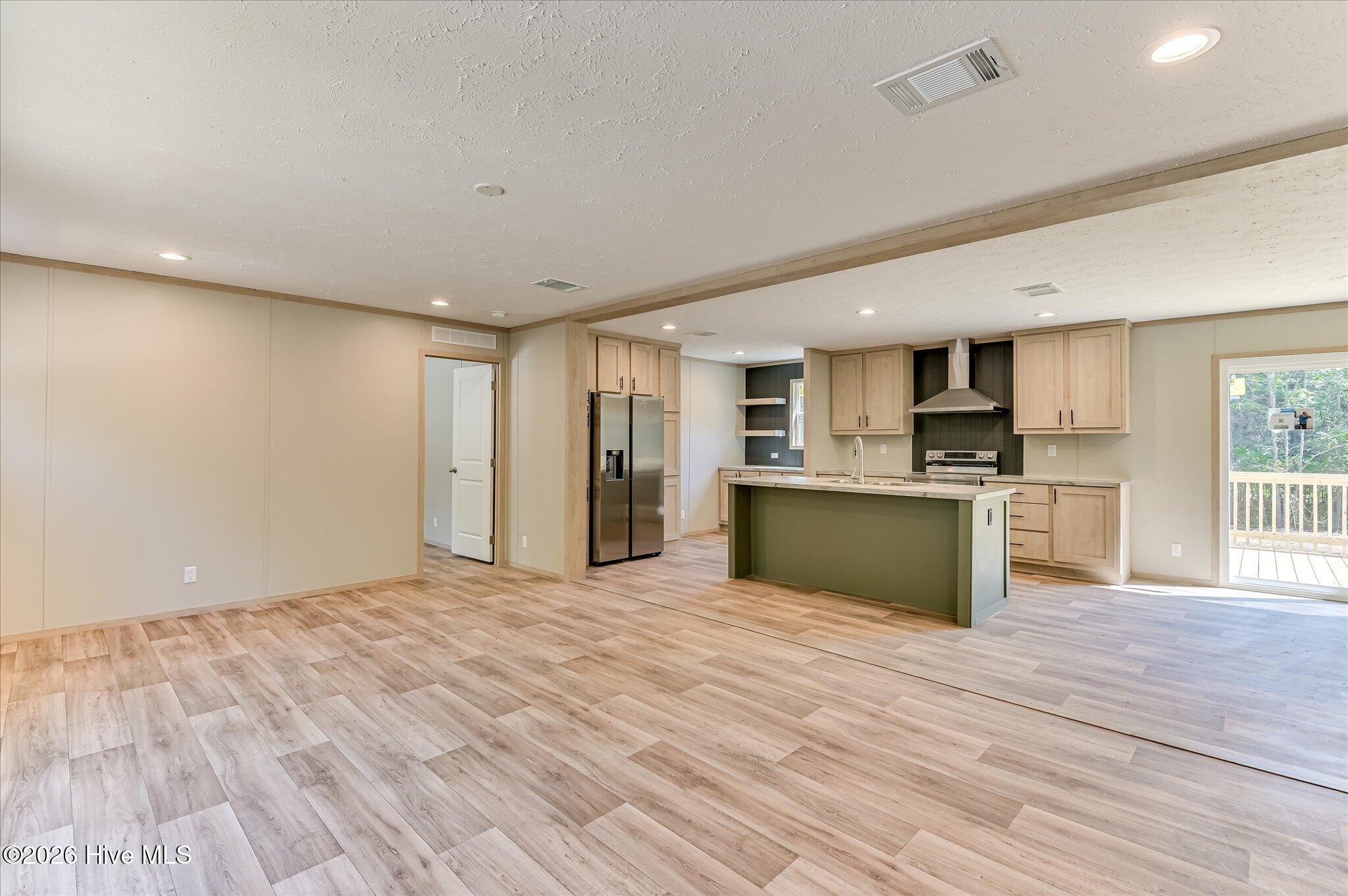 2369 D Plantation Road Property Photo 7