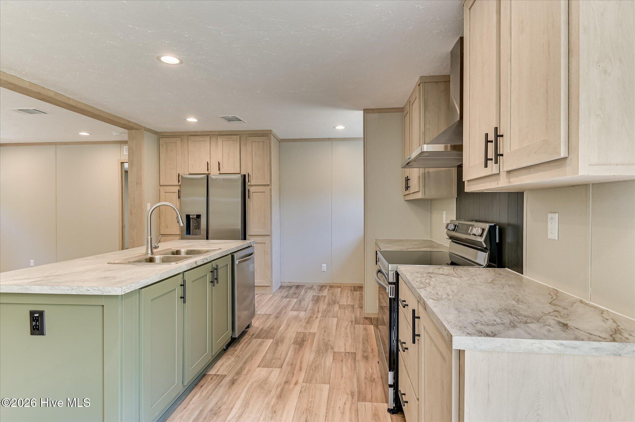 2369 D Plantation Road Property Photo 12