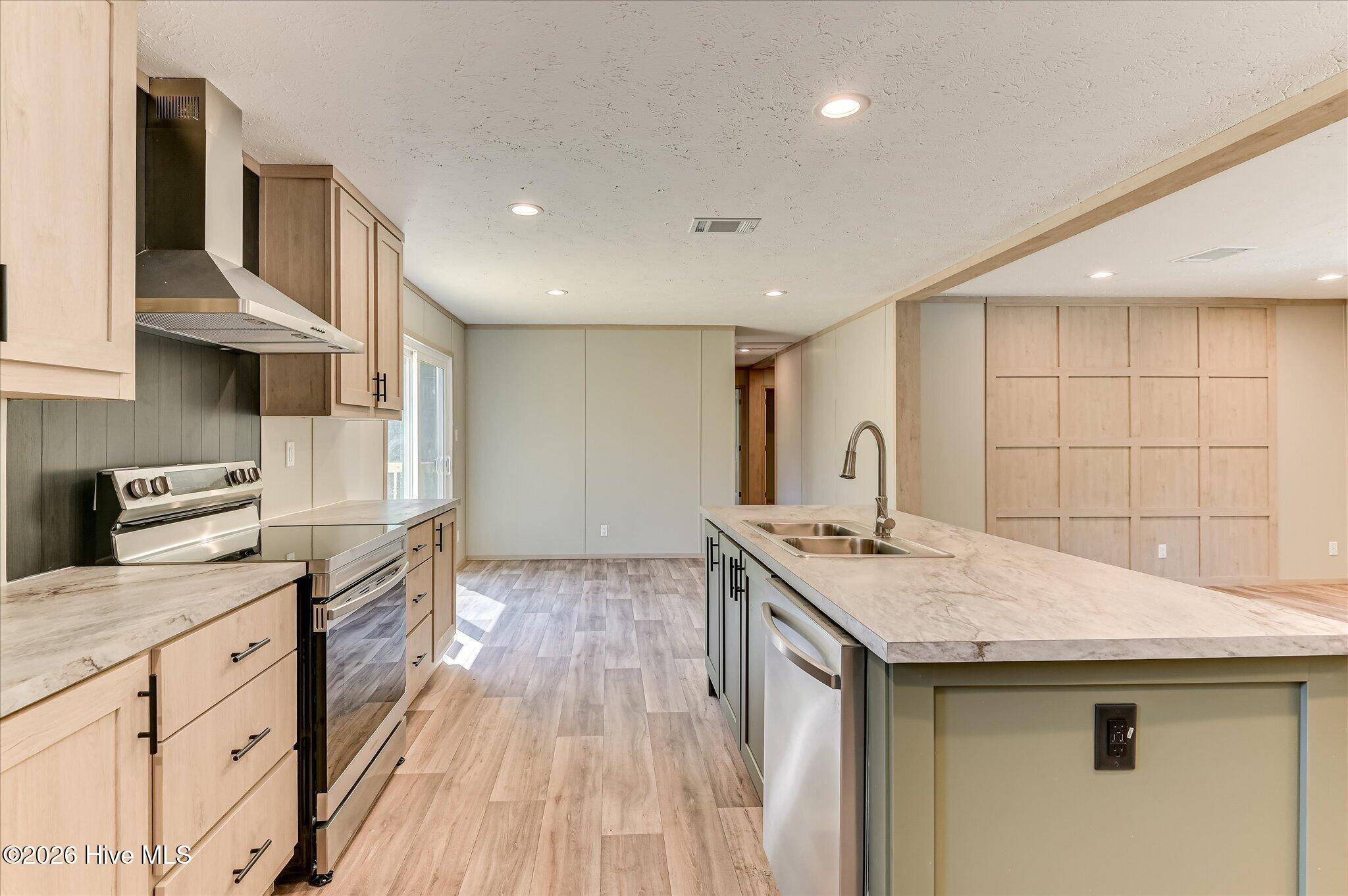 2369 D Plantation Road Property Photo 13
