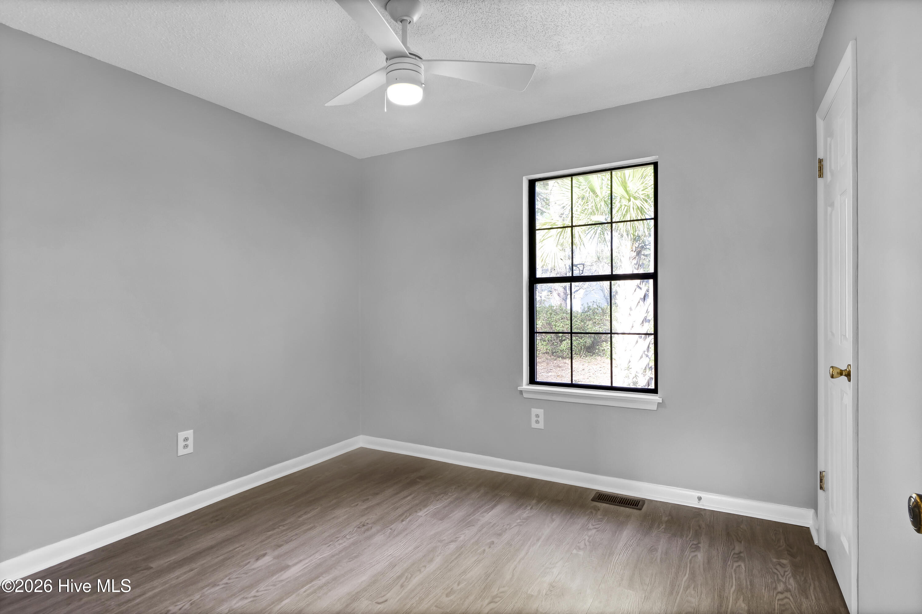 139 Charter Drive Property Photo 18
