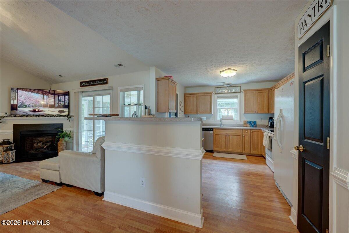 105 Croatan Woods Drive Property Photo 12