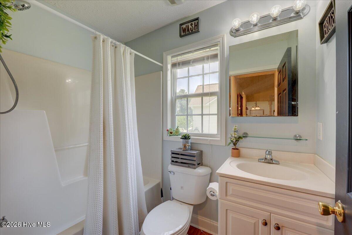 105 Croatan Woods Drive Property Photo 21