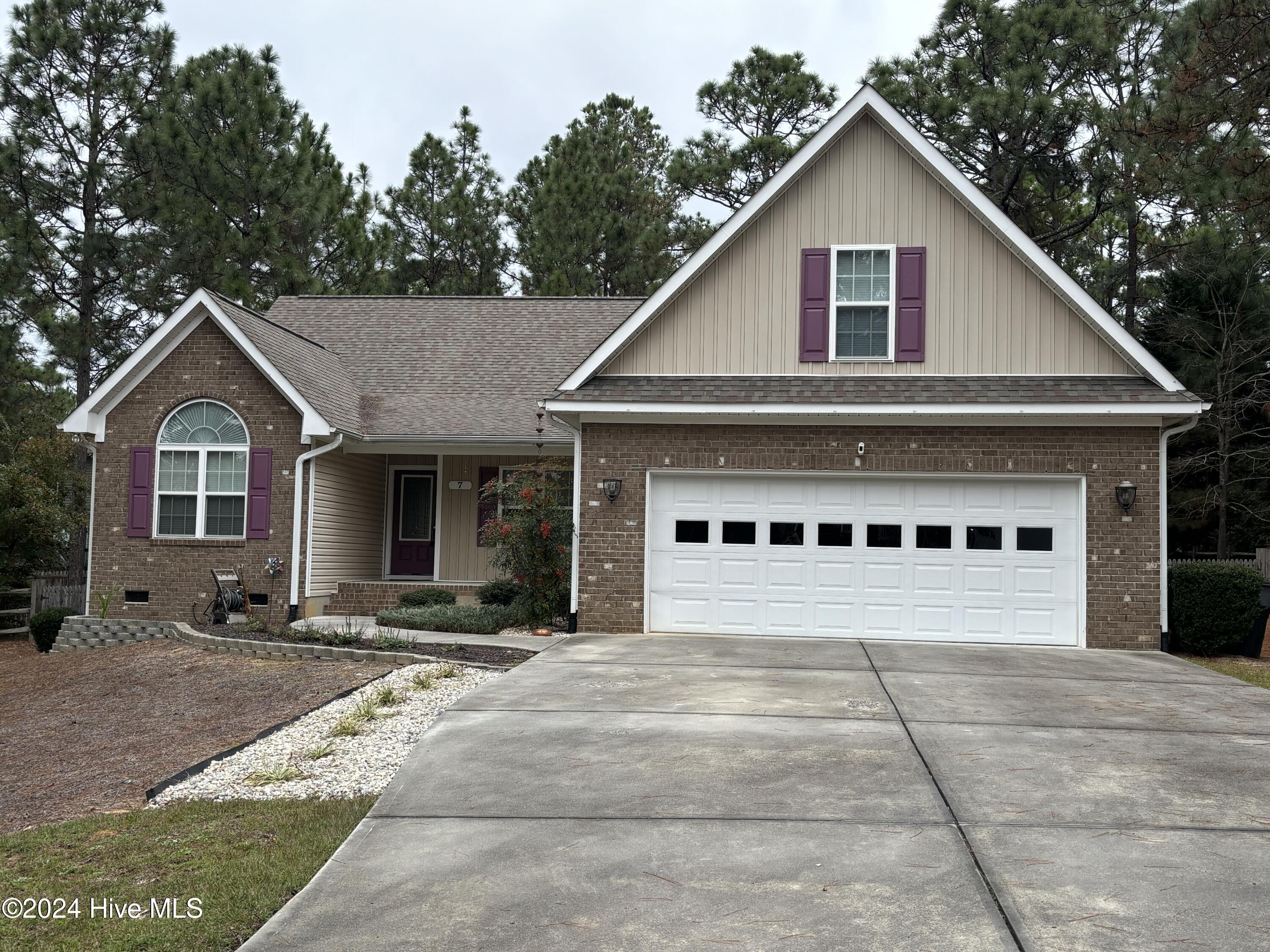 7 Moore Drive Property Photo 1