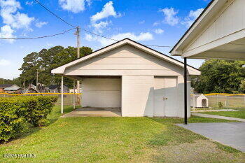 801 S Vance Street Property Photo 4