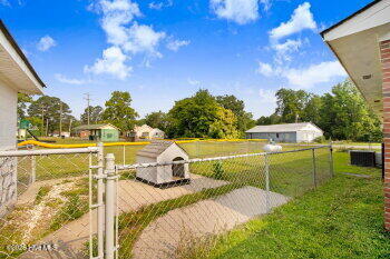 801 S Vance Street Property Photo 8