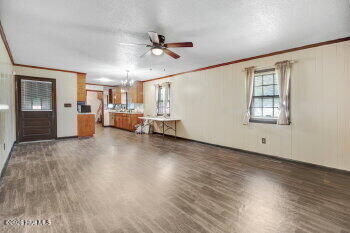 801 S Vance Street Property Photo 10