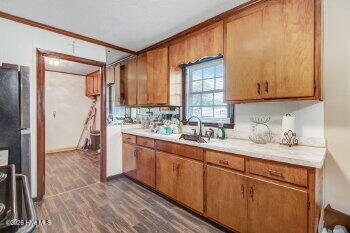 801 S Vance Street Property Photo 14