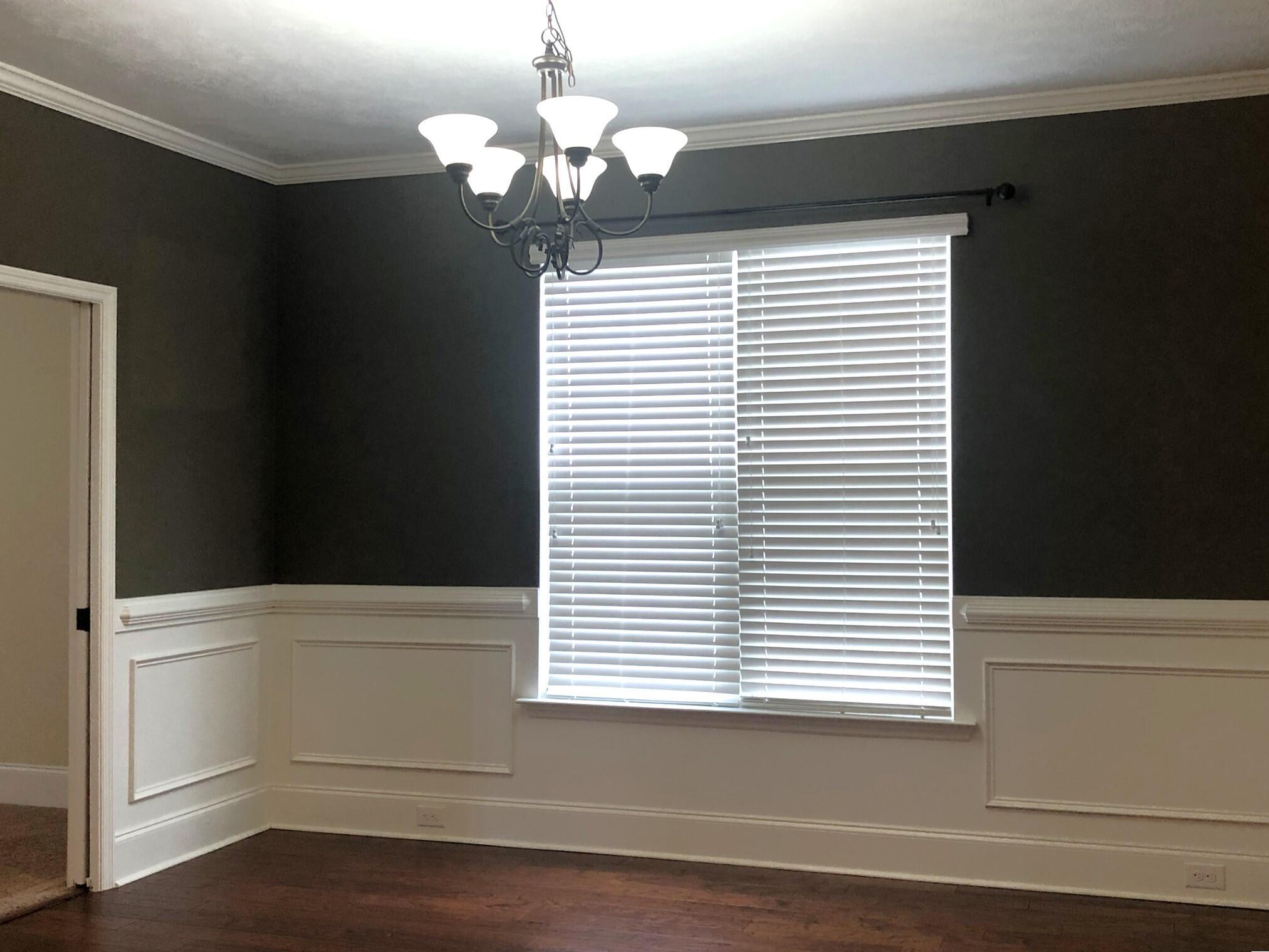 1806 Warwick Street Property Photo 5