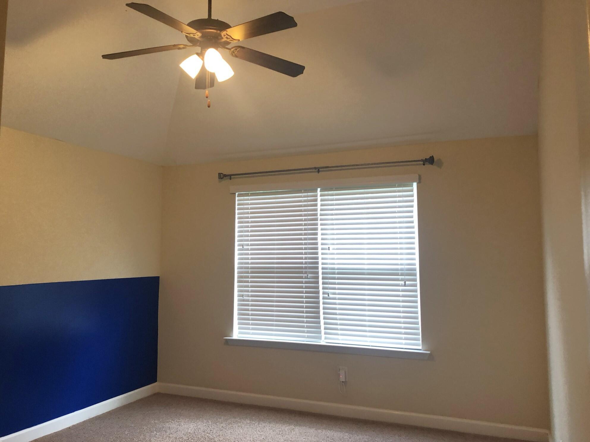 1806 Warwick Street Property Photo 20