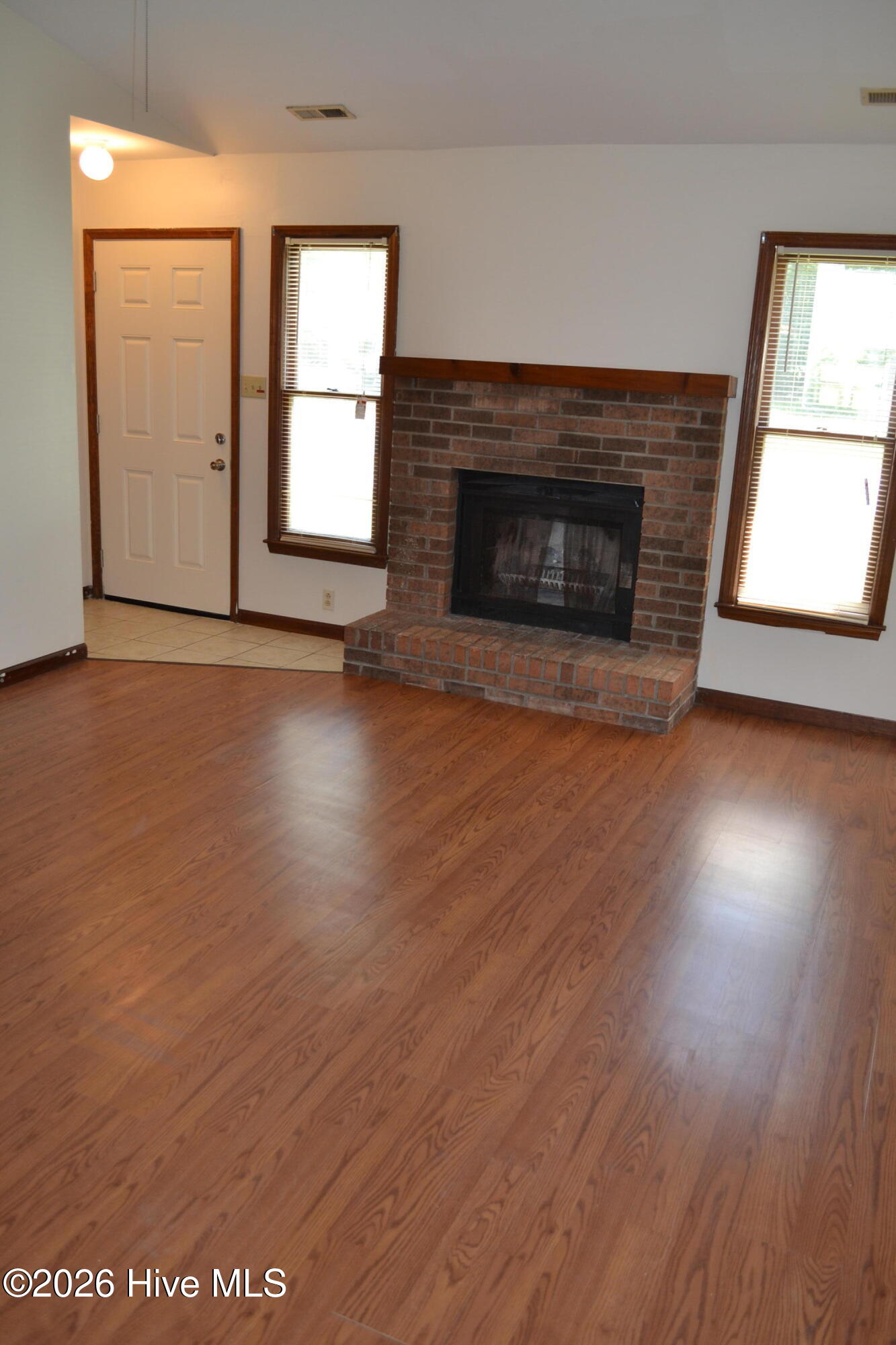 124 Corey Circle Property Photo 5