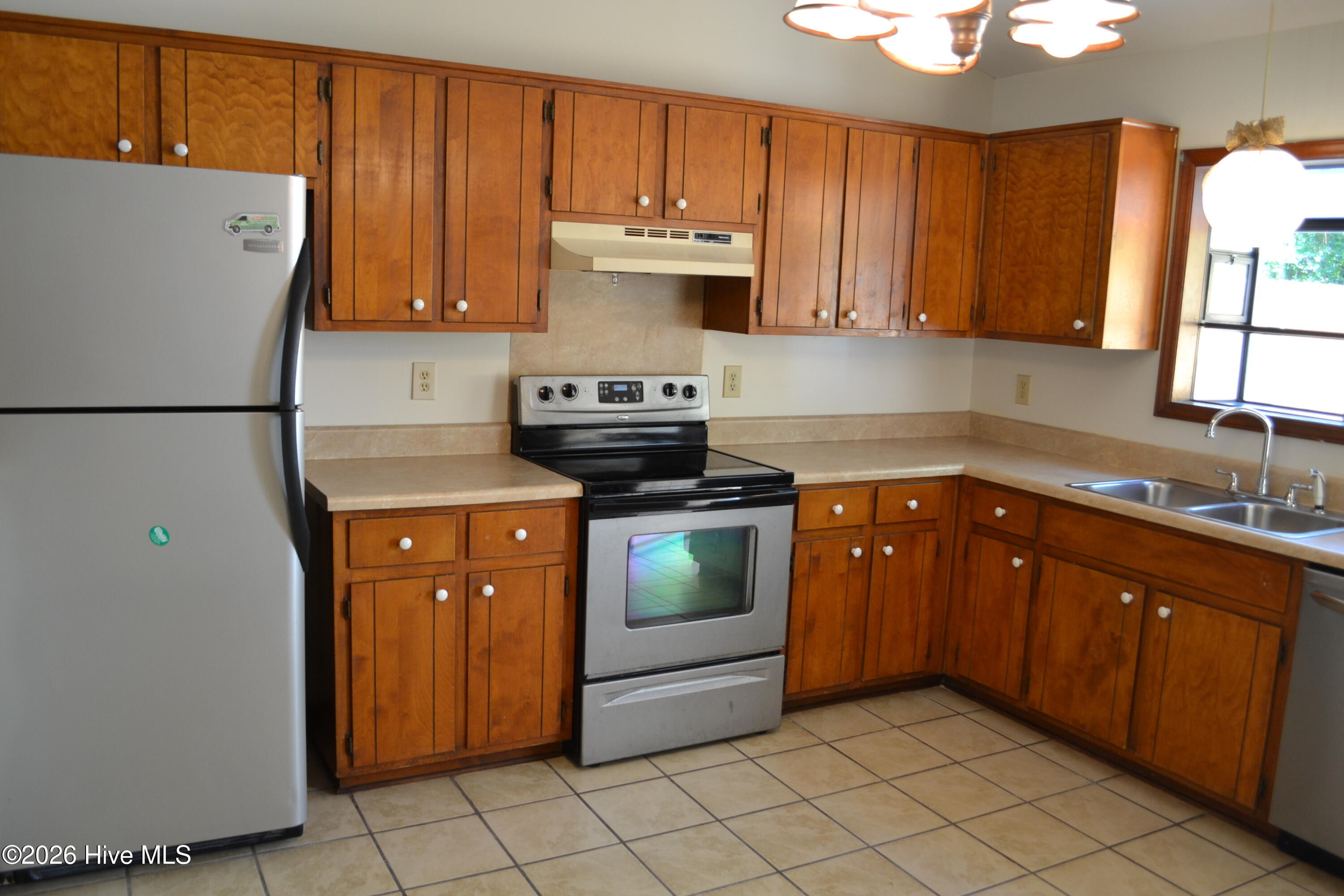 124 Corey Circle Property Photo 7