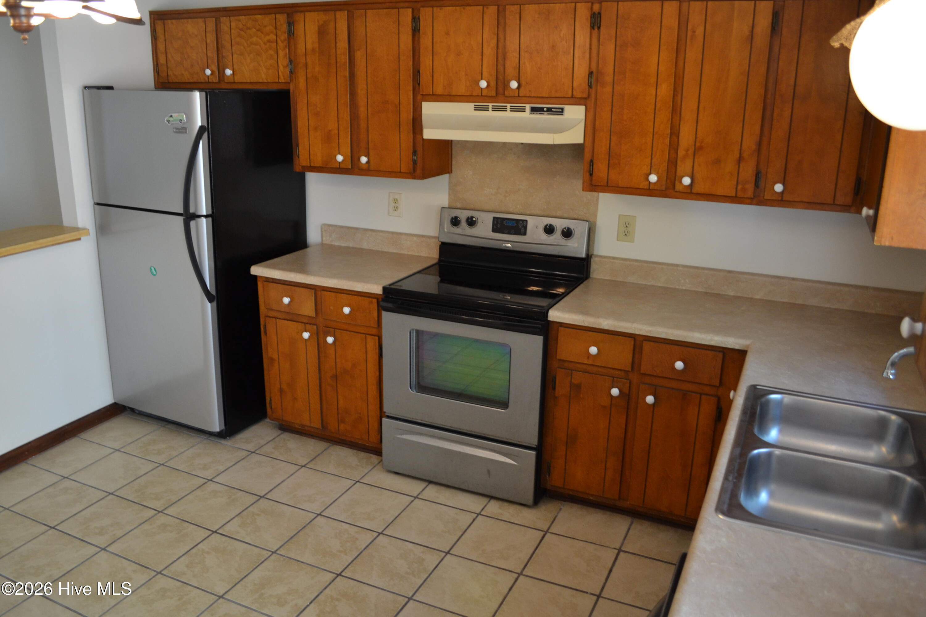 124 Corey Circle Property Photo 8
