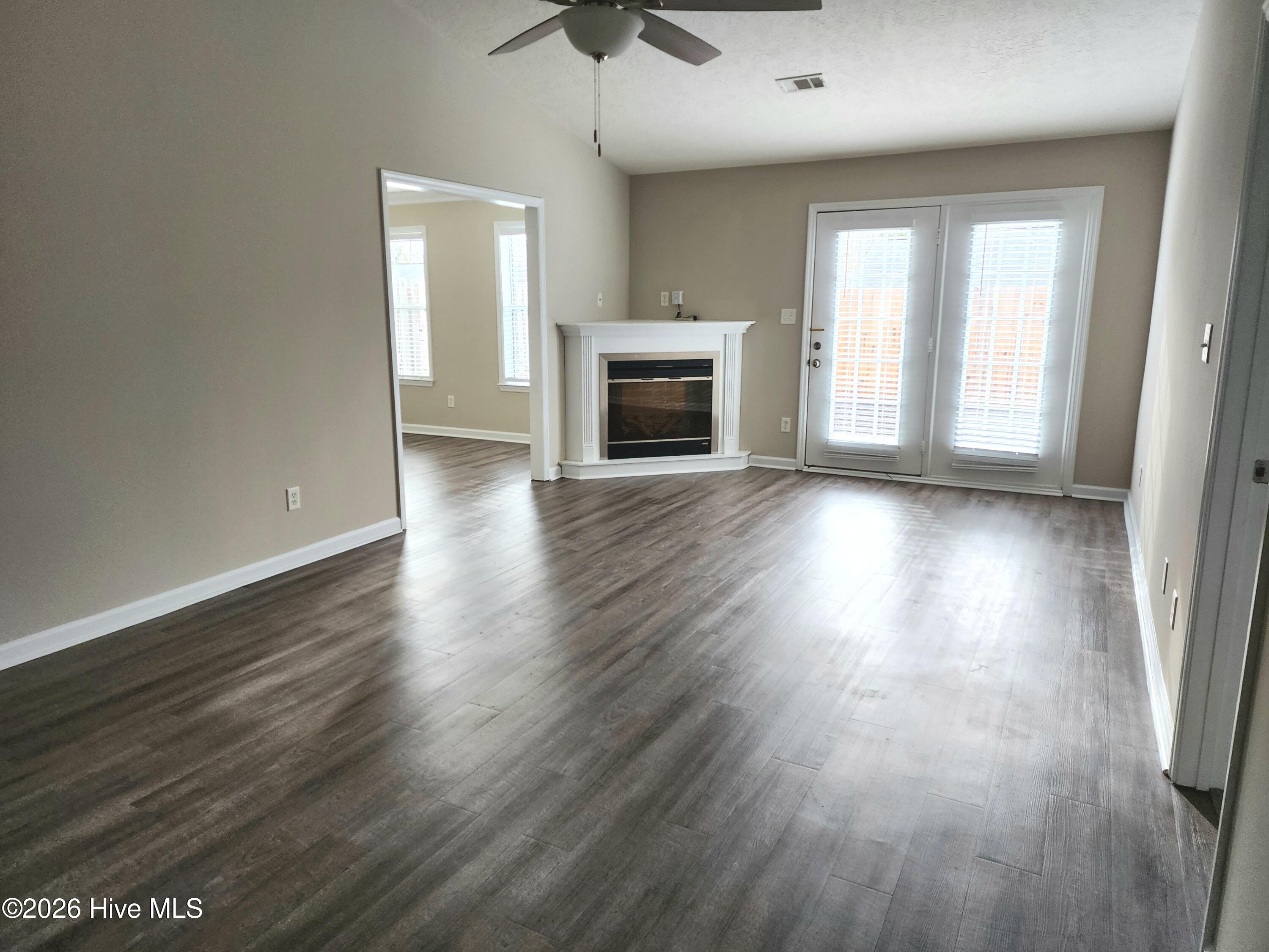 5256 Aruba Circle Property Photo 3