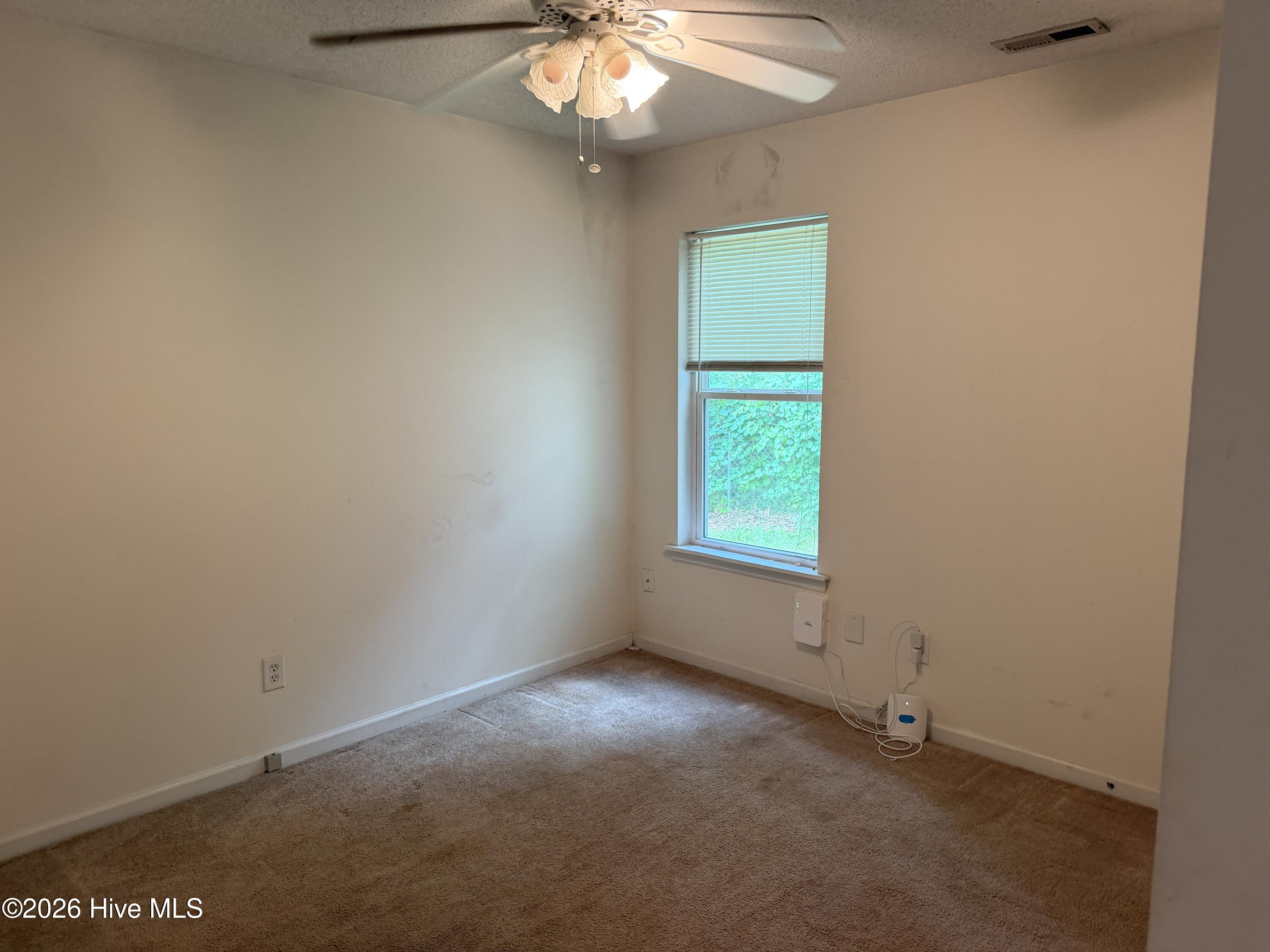 616 S Hampton Drive Property Photo 9