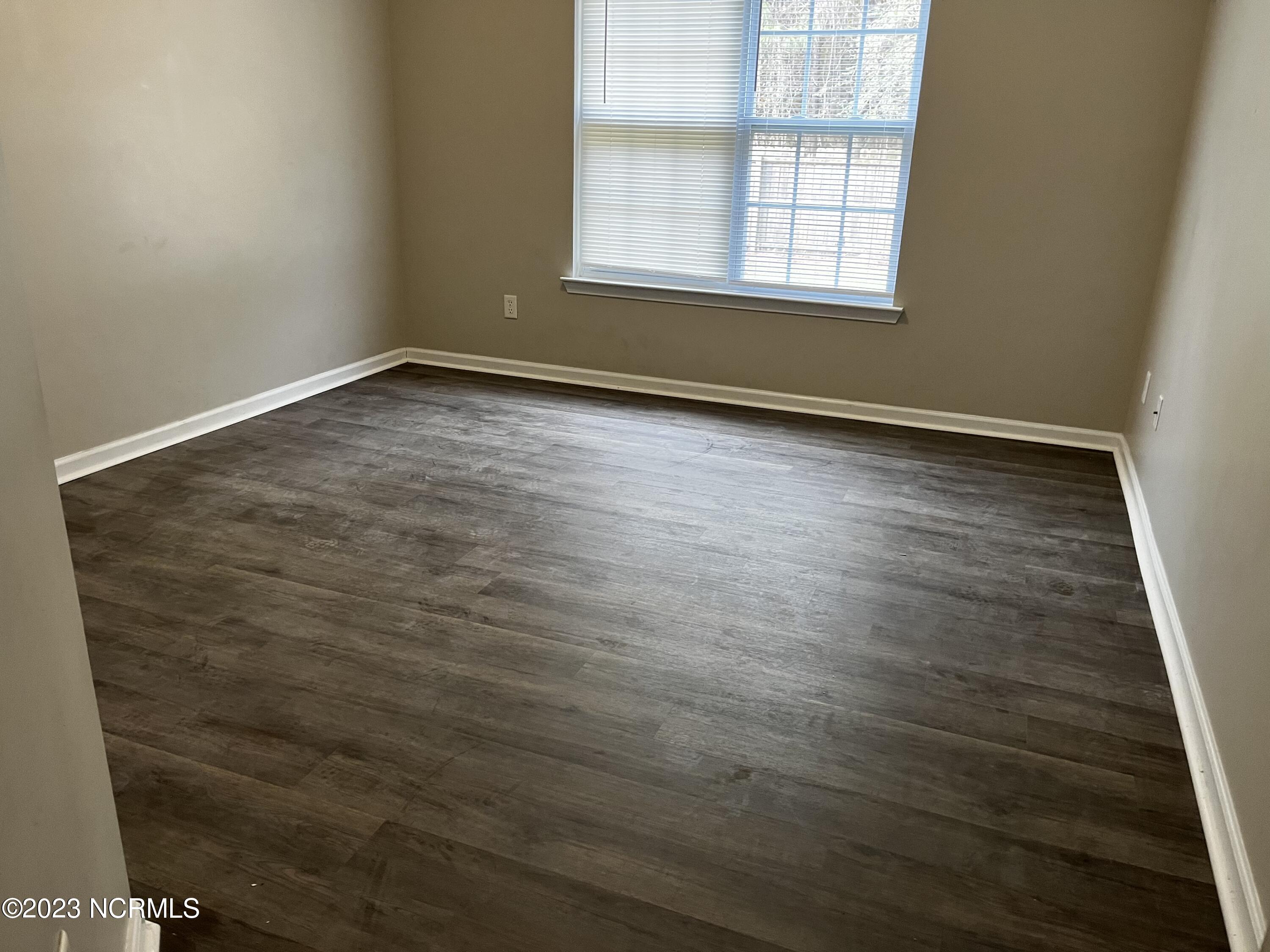 4712 Corena Drive Property Photo 7