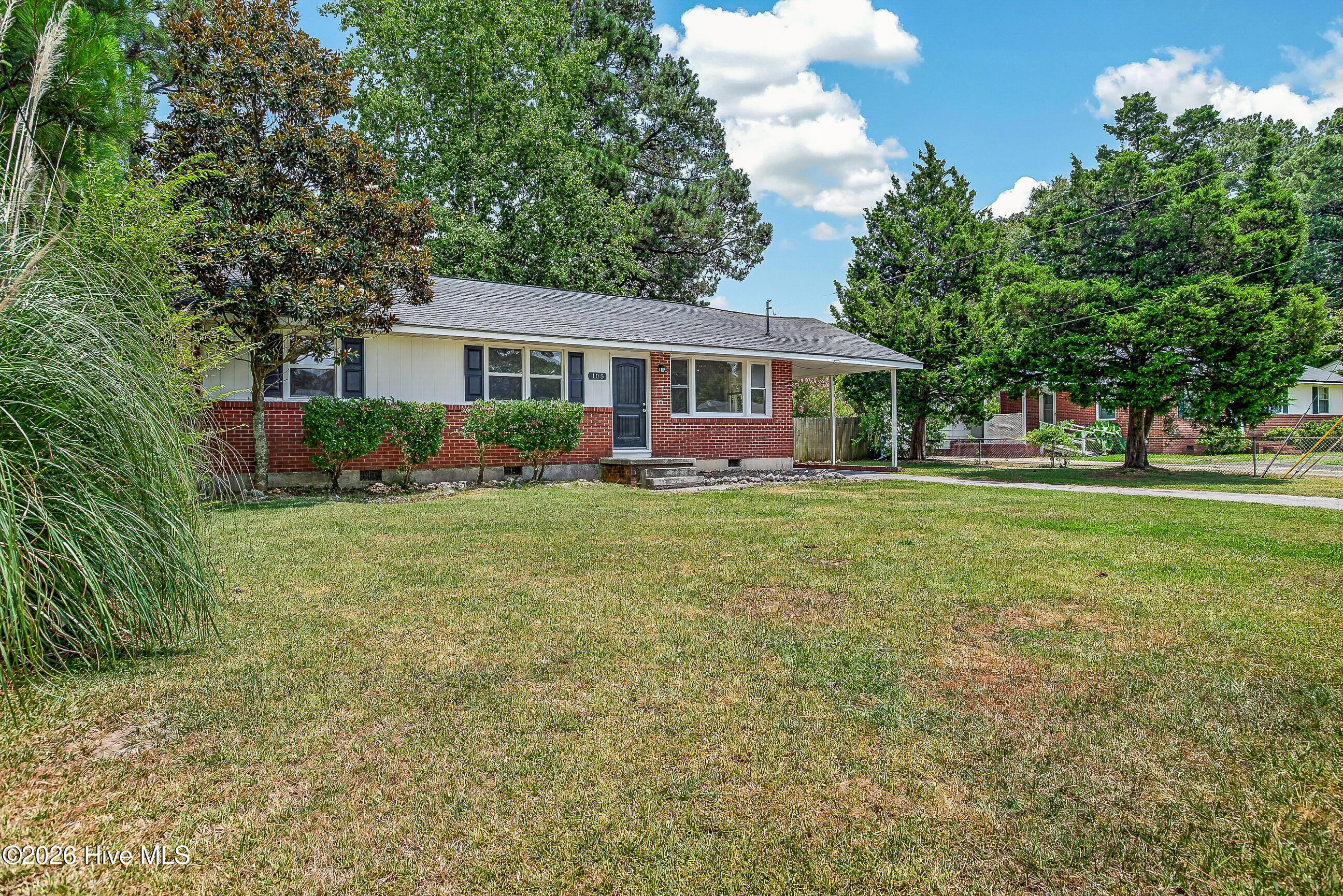105 Kitt Drive Property Photo 3