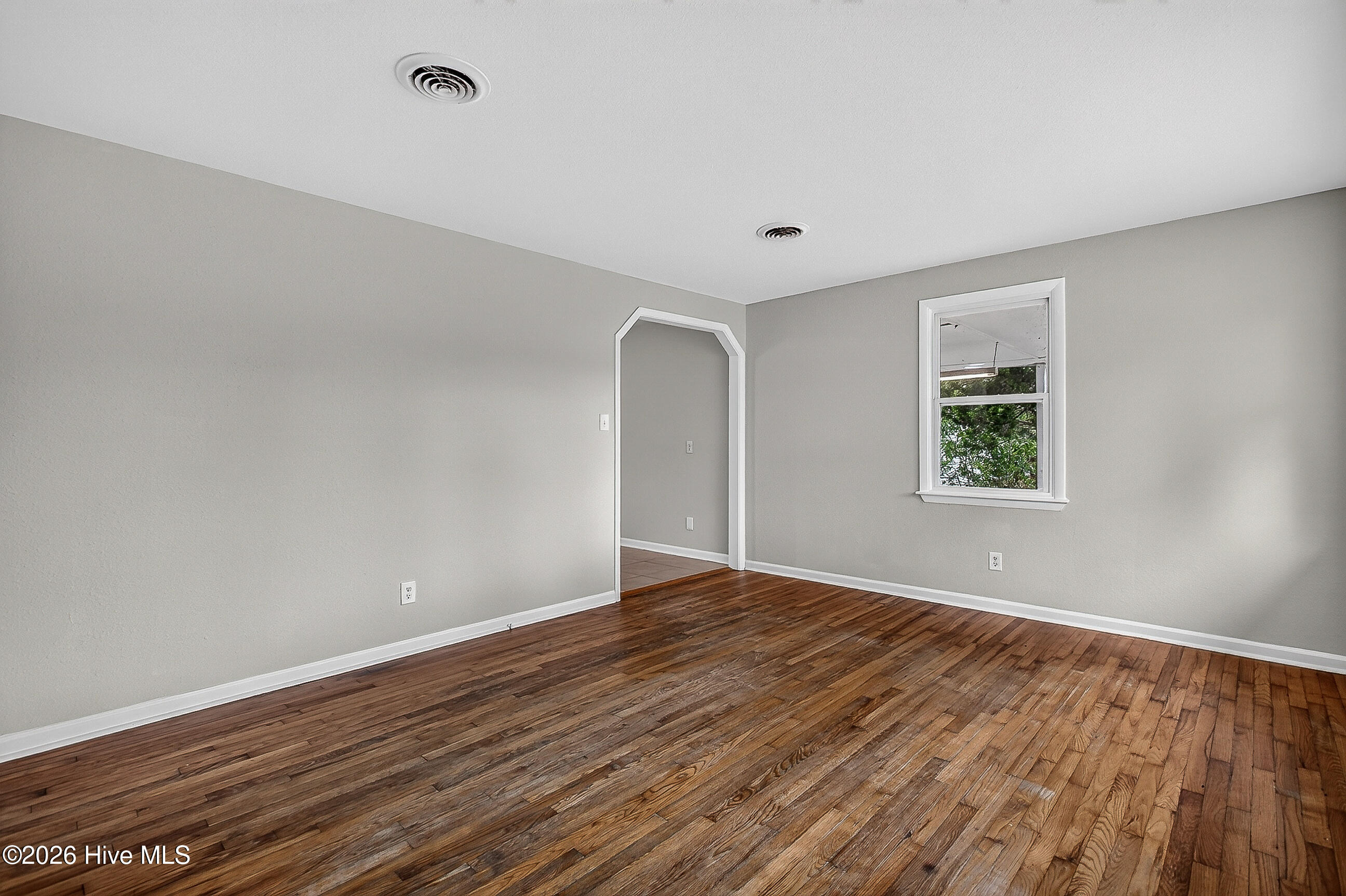 105 Kitt Drive Property Photo 4