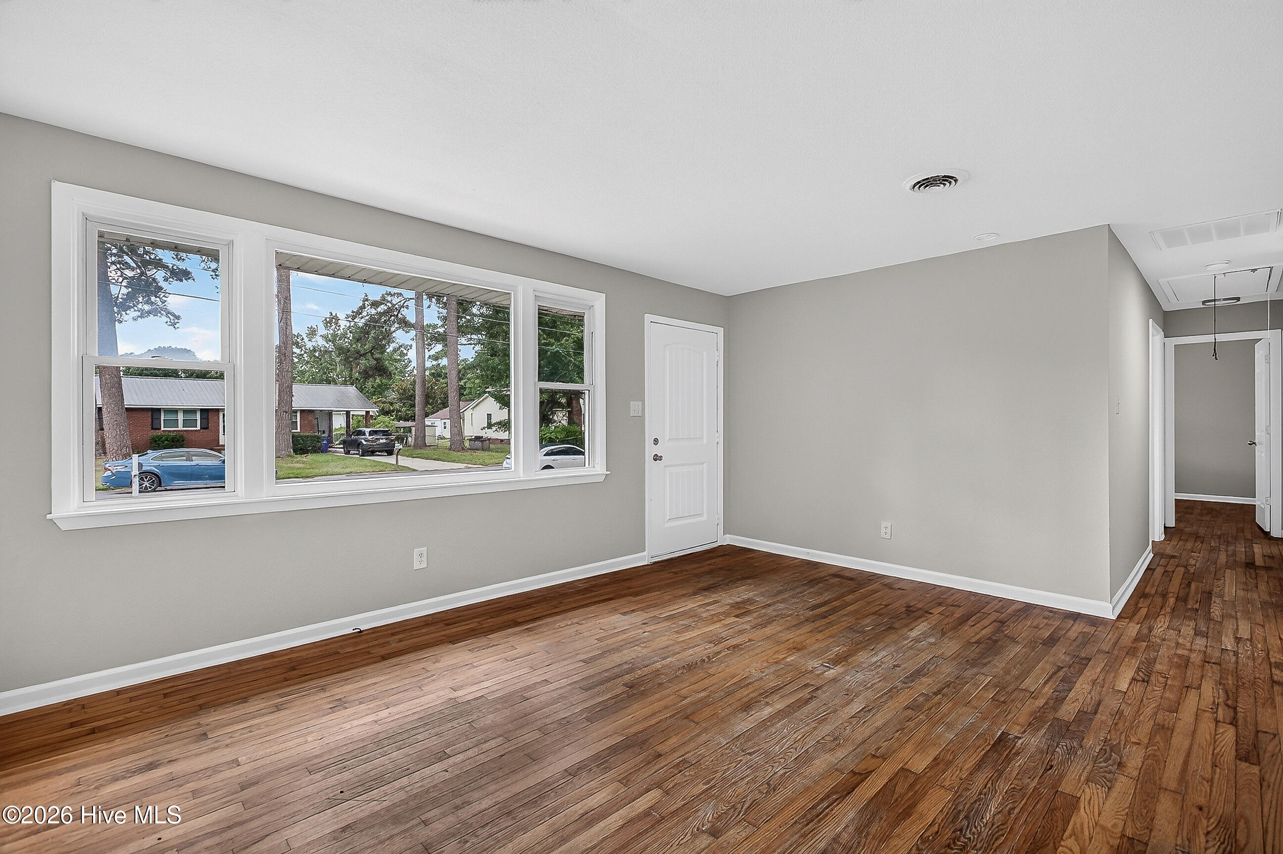 105 Kitt Drive Property Photo 7