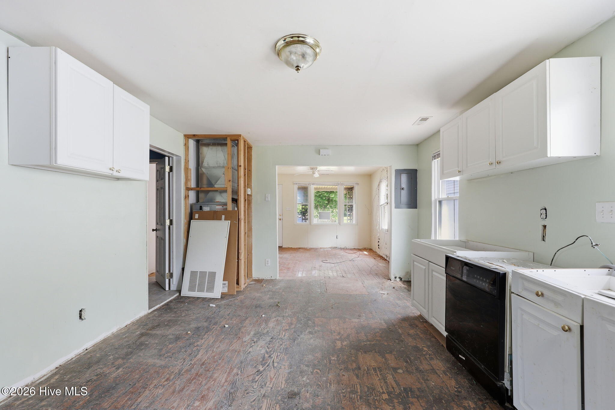 408 Pollock Street Property Photo 15