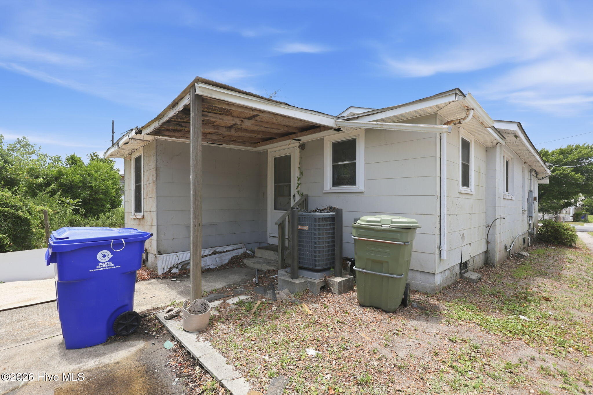 408 Pollock Street Property Photo 34