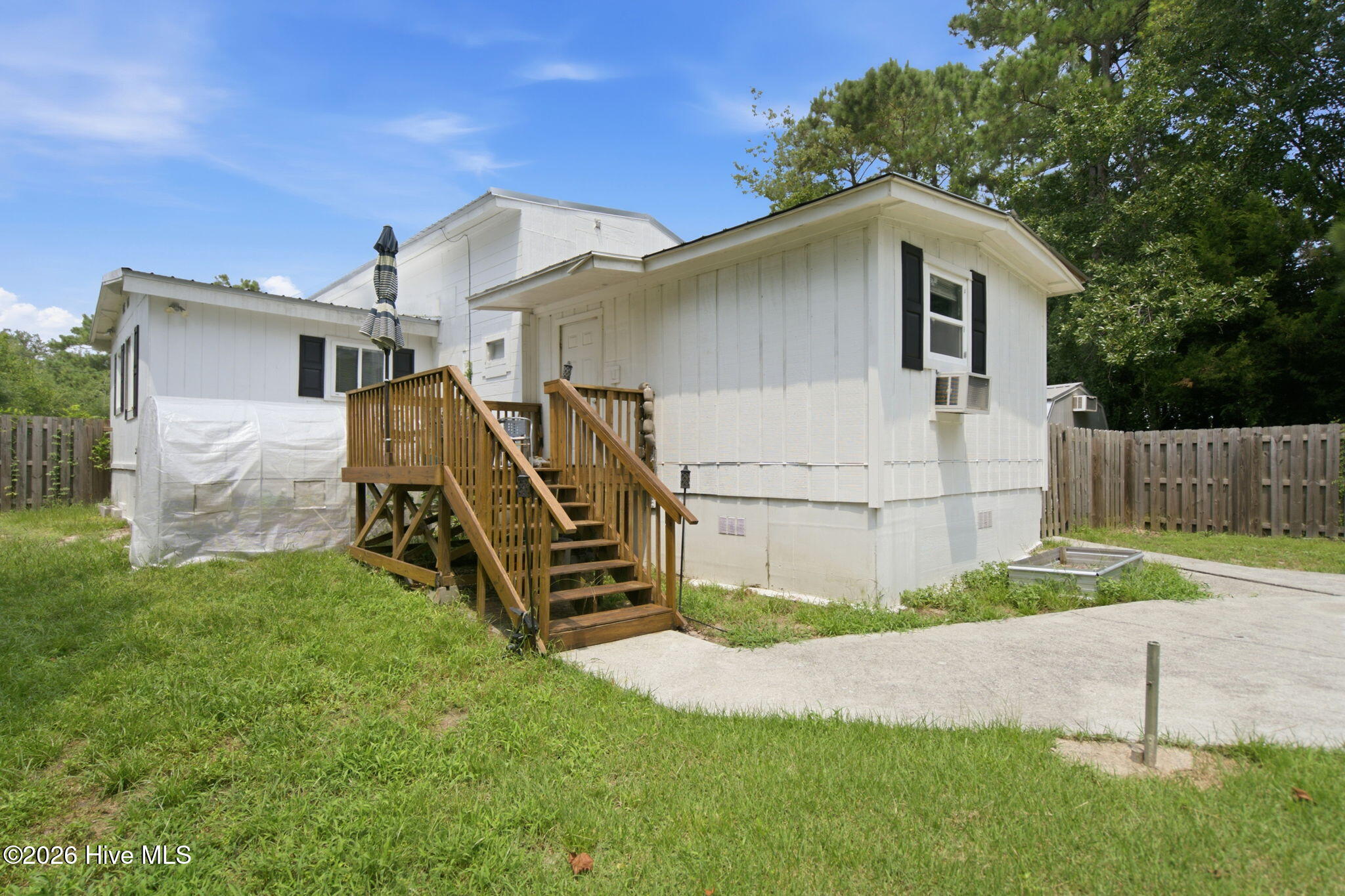 123 Rockledge Road Property Photo 2