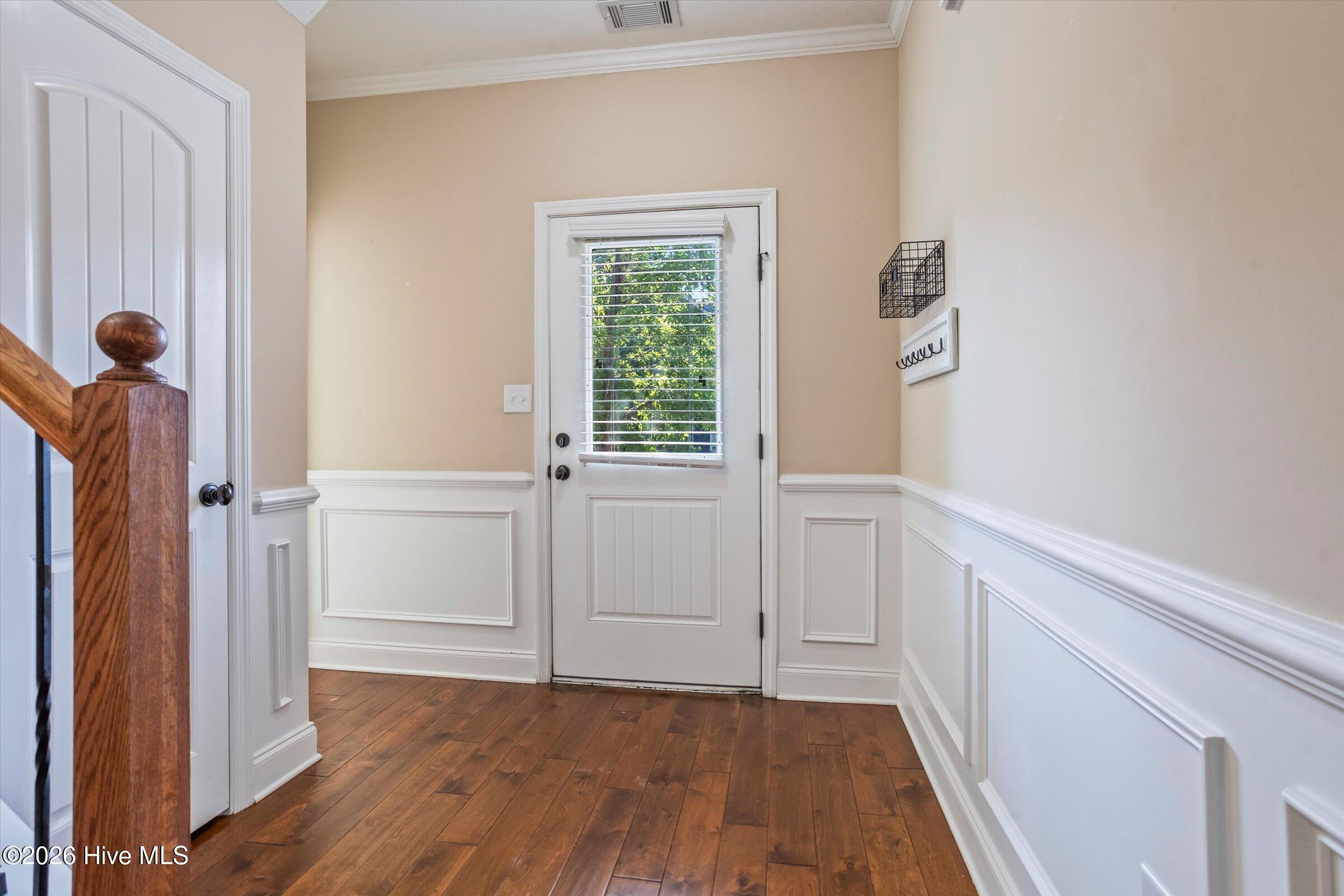 5553 Connor Drive Property Photo 15